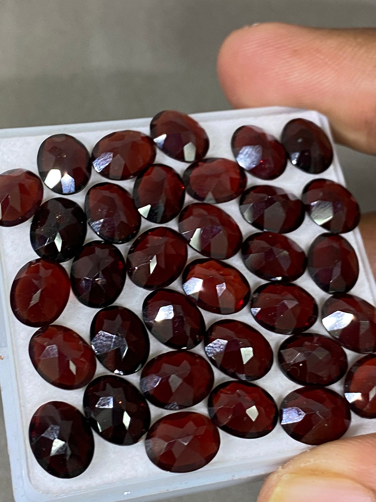 Rare Garnet cut oval shape pcs 34 size 9x7mm wt 68 cts Garnet cut stone good quality January birth stone