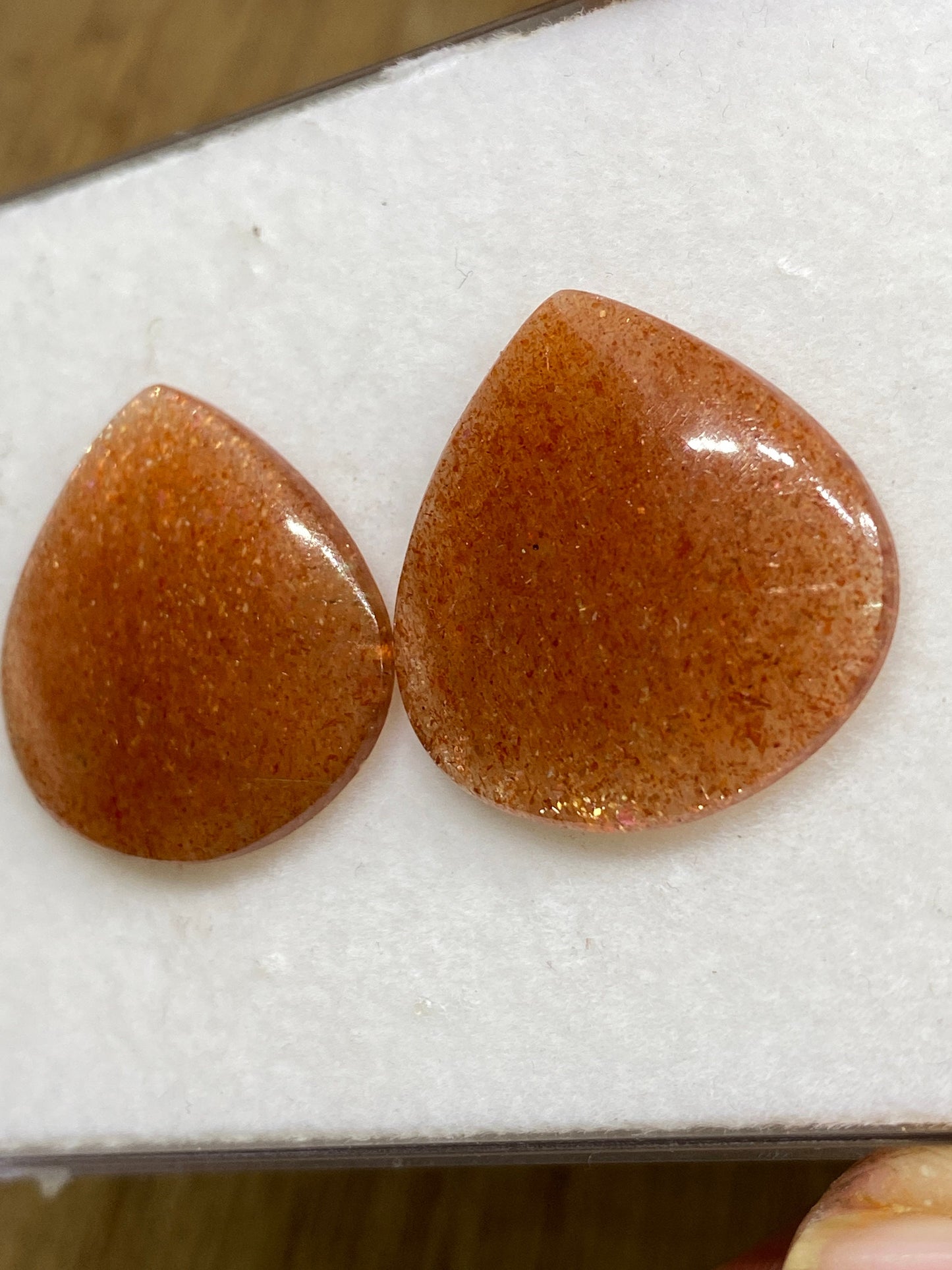 Stunning rare sunstone heart shape smooth flats wt 43 carats pcs 2 size 23mm  hexagon flatback gems