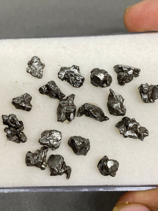 Dazzling Very rare meteorite shooting star wt 61 cts pcs 17 size 8.6x7mm-11.7x6.8mm meteorite outer space rare stone wire wrapping supply