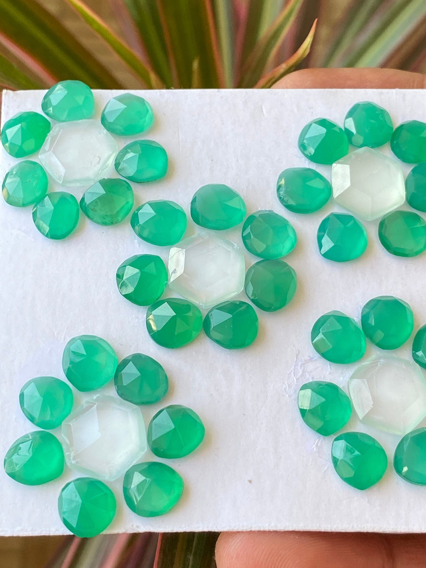 Eye catching green onyx aqua chalcedony rosecut flatback gems weight 76 carats pcs 35 faceted gems size 5mm-12.2mm rosecut gems