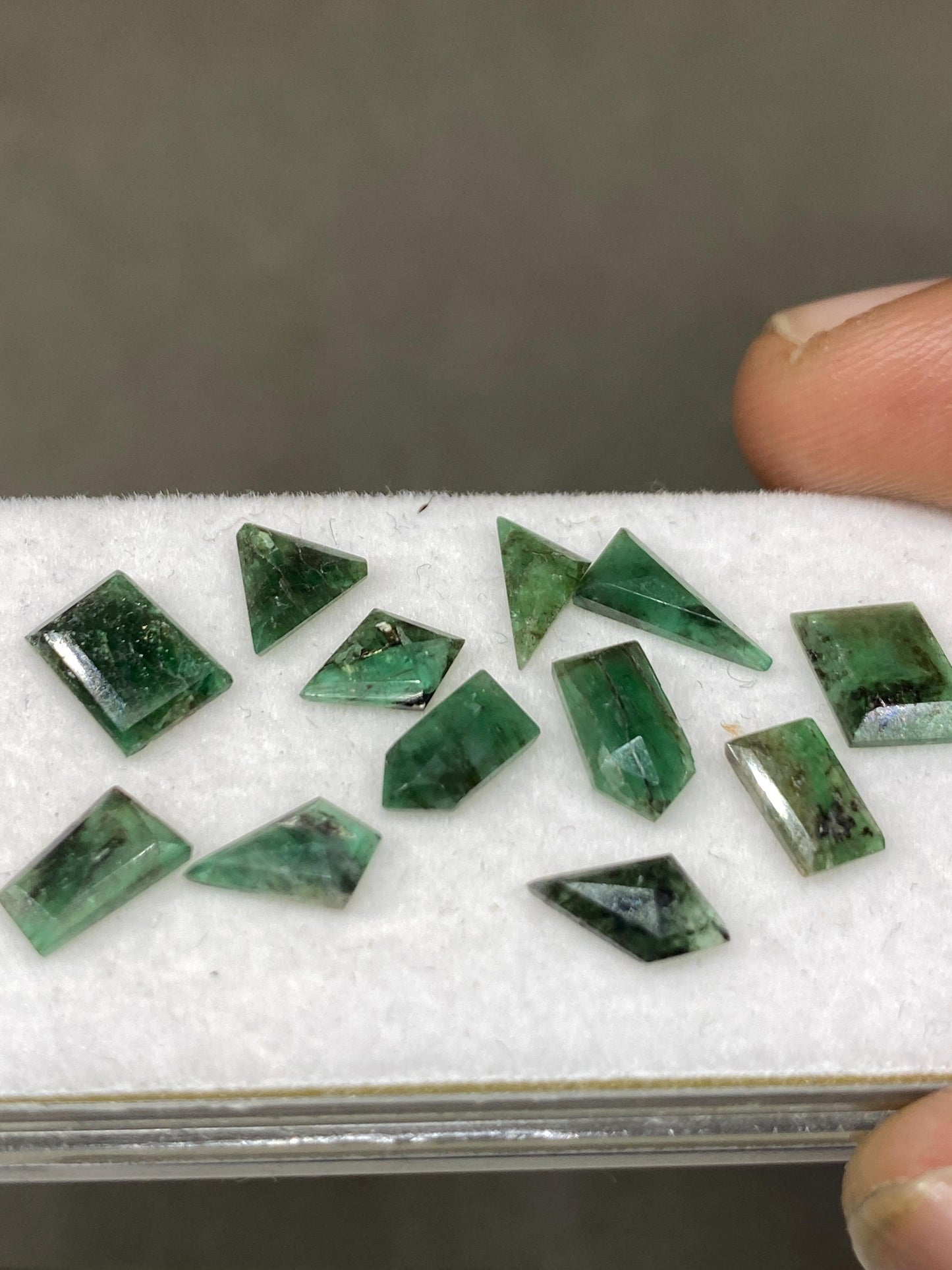 Natural Emerald geometric cut size weight carats natural Emerald Step cut geometric pcs 12 wholesale lot