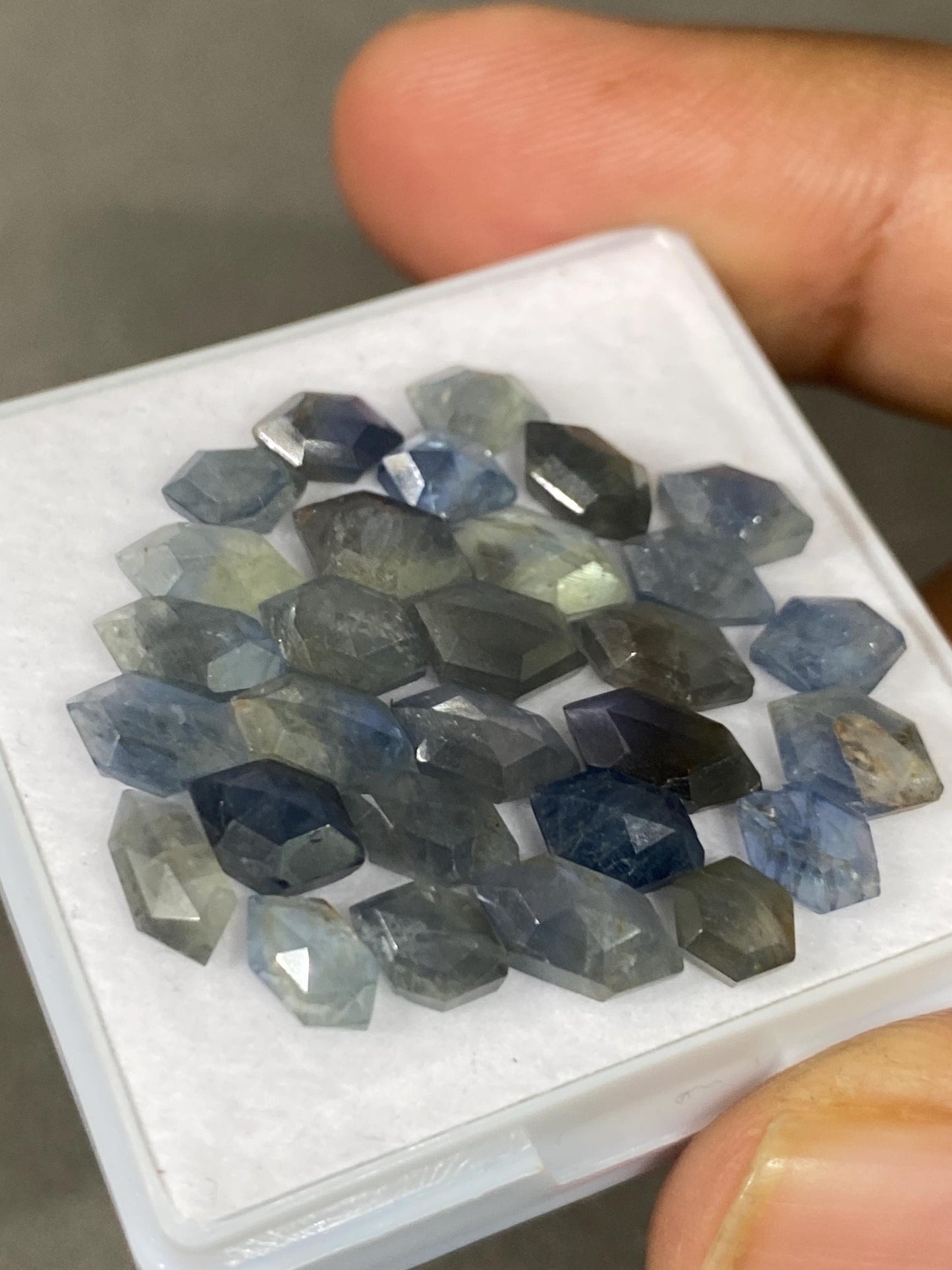 Stunning rare blue grey sapphire rosecut parti sapphire blue  bi color sapphire hexagon pcs 29 wt 28 cts size 5x4mm-9x4mm rosecut sapphire