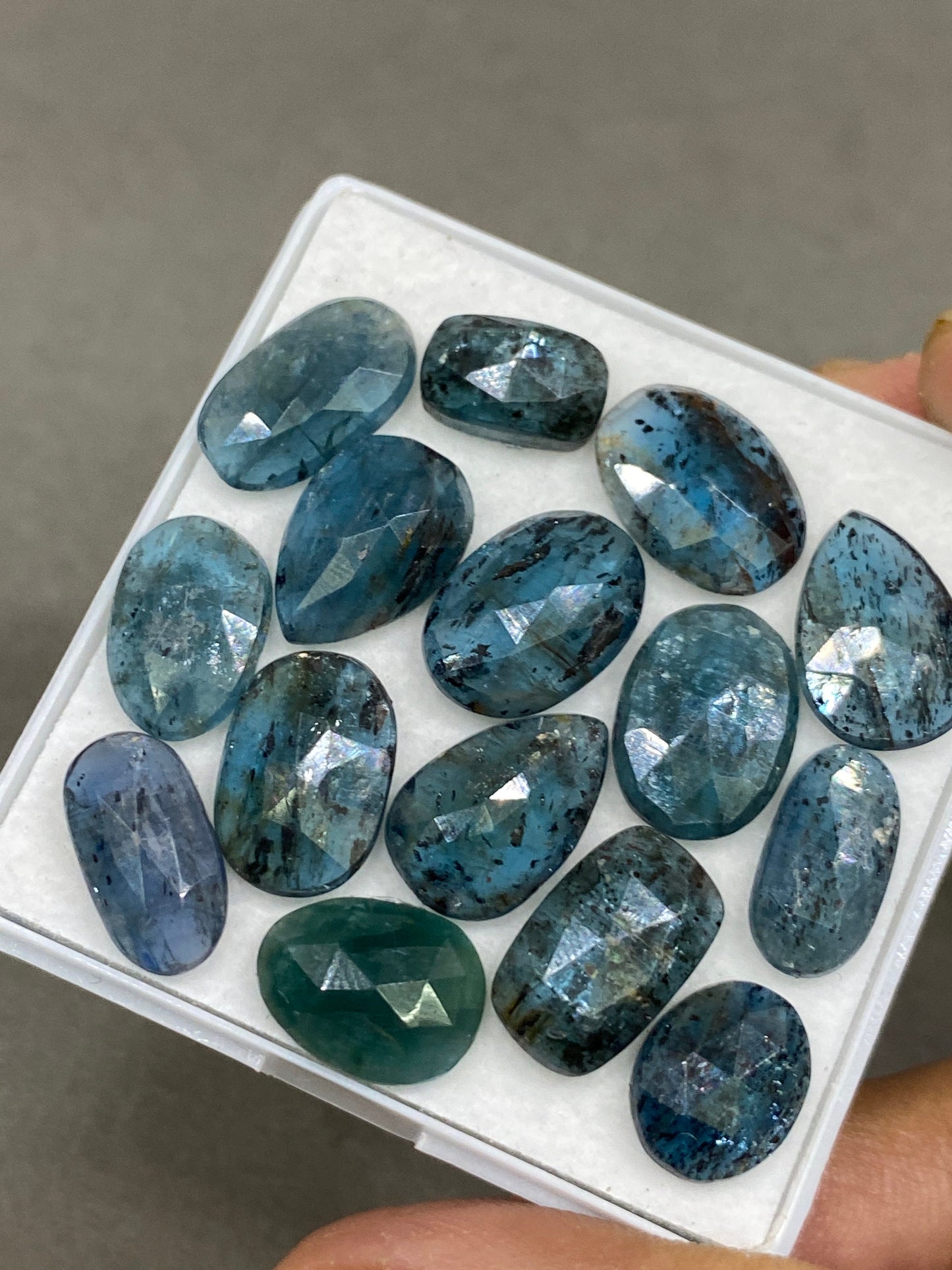 Very beautiful rare moss teal kyanite rosecut flats shape amazing quality lovely color weight 63 carats pieces 15 size 11x7-14x10mm rosecut