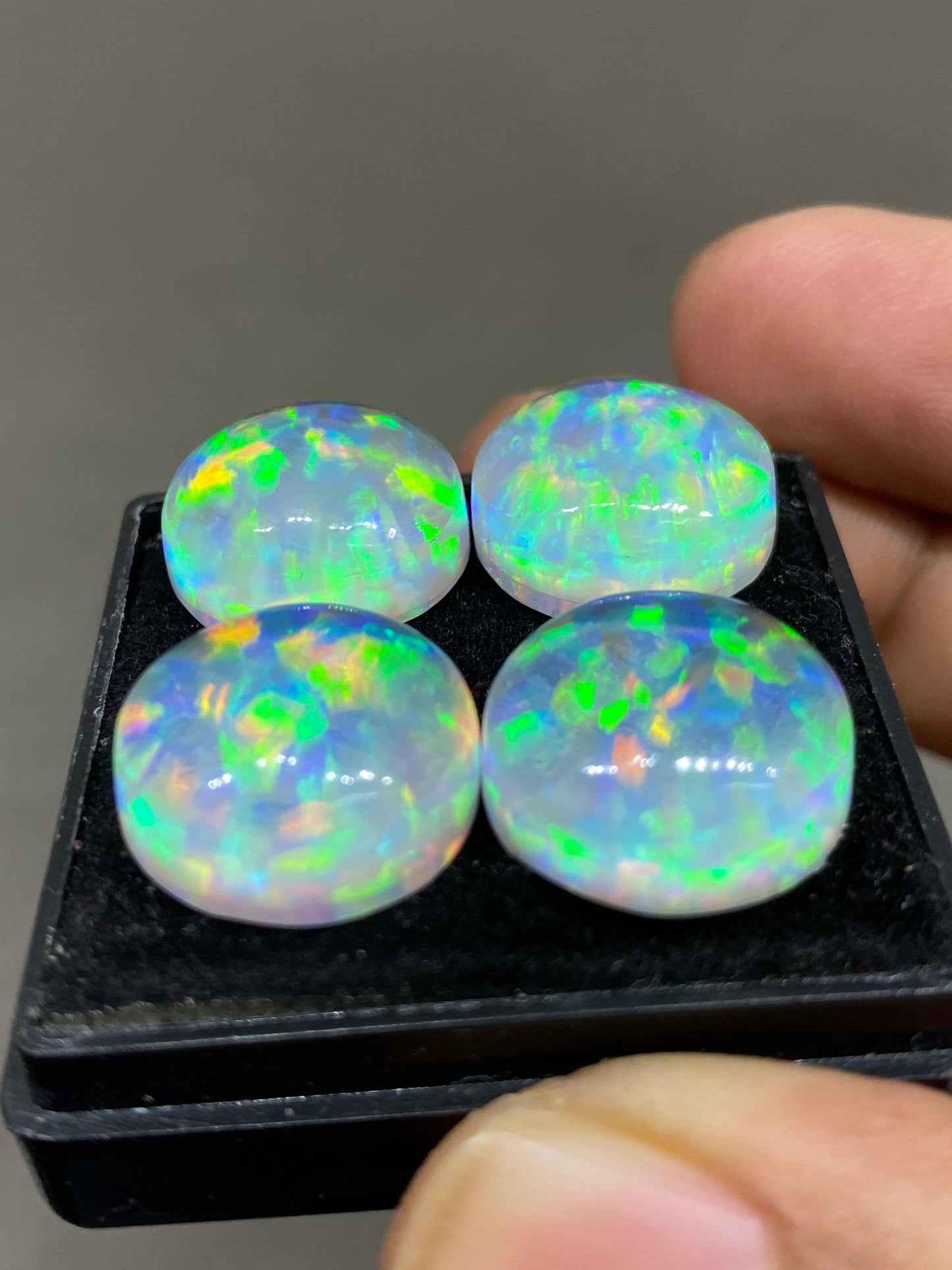 Amazing Multi fire aurora opal n crystal doublet round smooth cabochon pcs 4 wt 64 carats big size 16mm ring pendant earring auroral opal