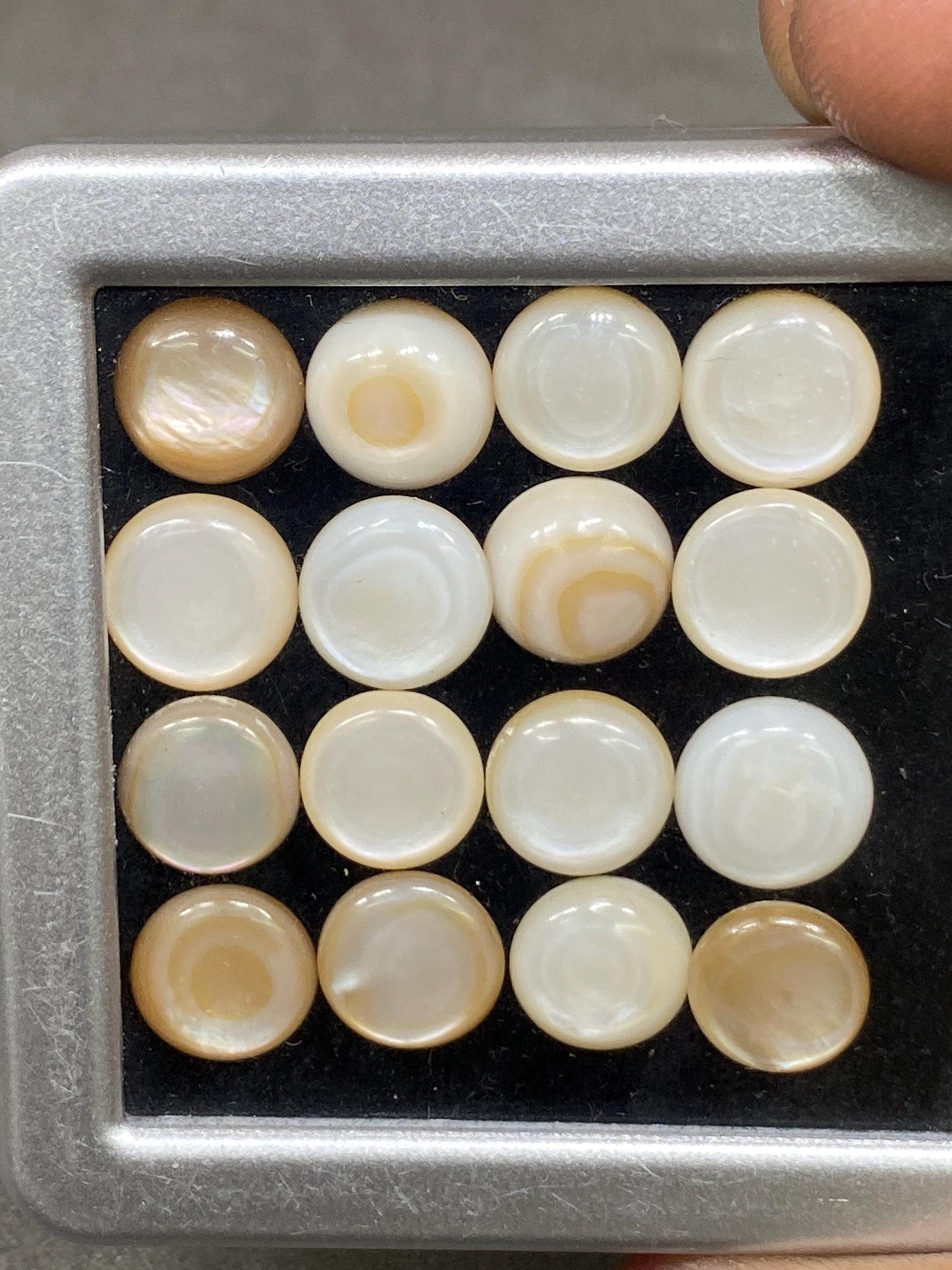 Lovely Rare  cream white mother of Pearl round smooth round Pearl cabochon  pcs 16 wt 25.75 carats rare size 9mm  ring pendant supply