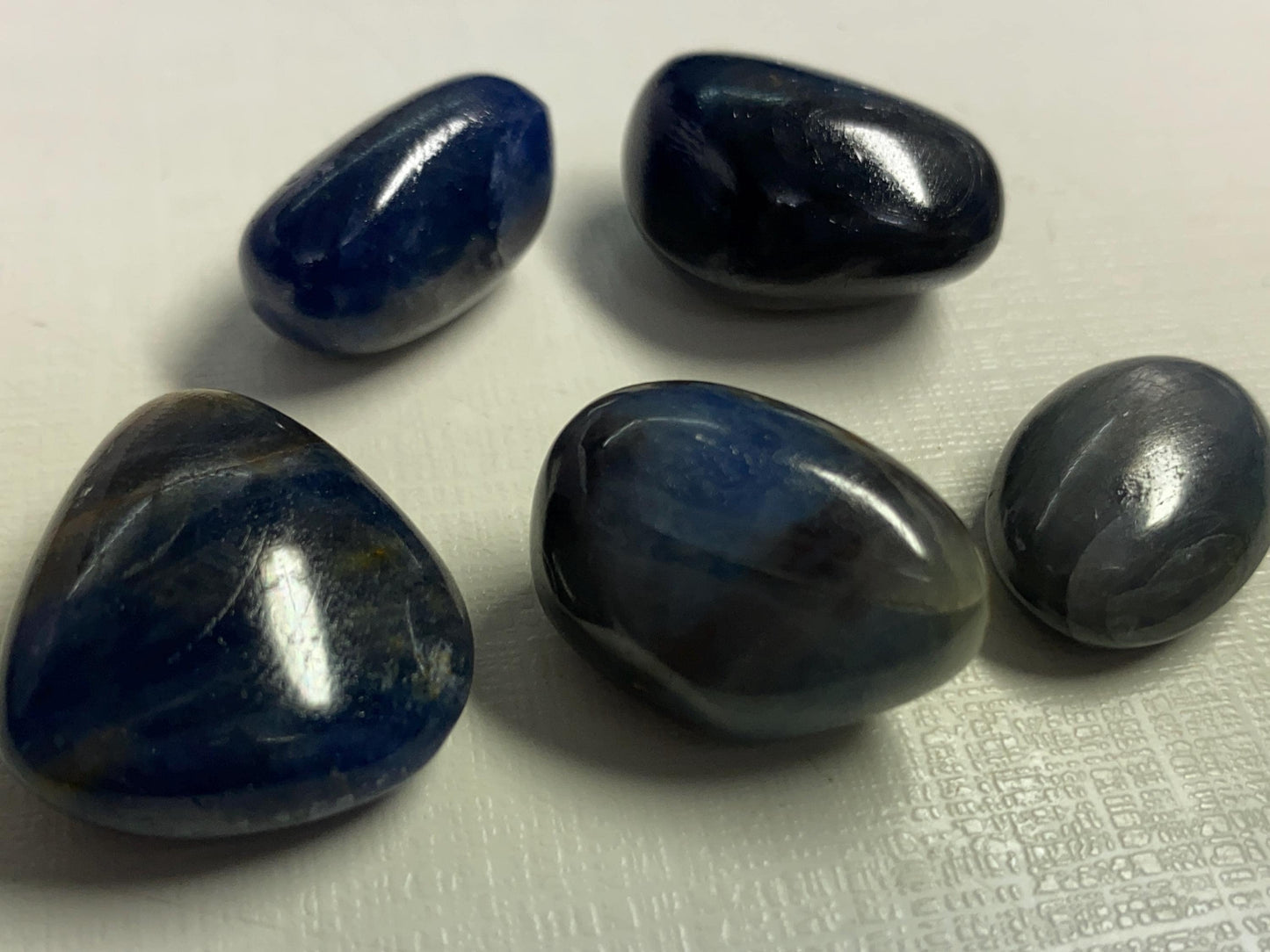 Very rare madagascar mines huge size blue sapphire tumble  smooth polish pcs 5 weight 215 carats 20x15-20mm unheated untreated sapphire