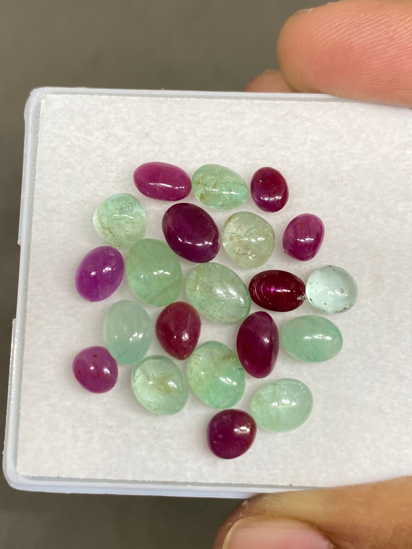 Stunning Very rare natural ruby emerald oval nuggets  pcs 21 wt 29 carats size 5.8x4.5mm-8.5x6.5mm unheated untreated ruby emerald nuggets