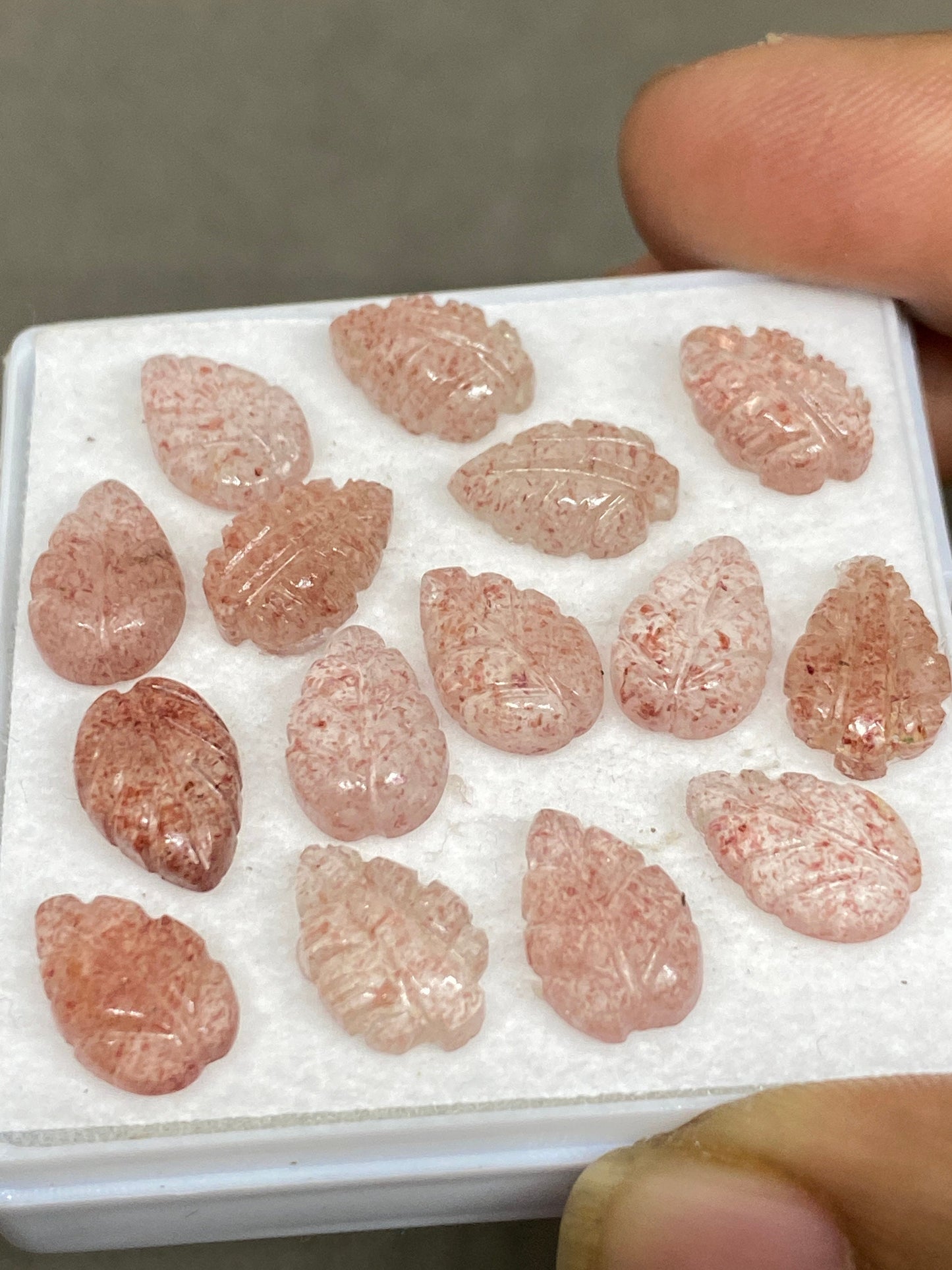 Fabulous Strawberry quartz leaves carving pink quartz leaves carvings wt 38 carats pcs 15 good size 12x8mm strawberry quartz leaf carving