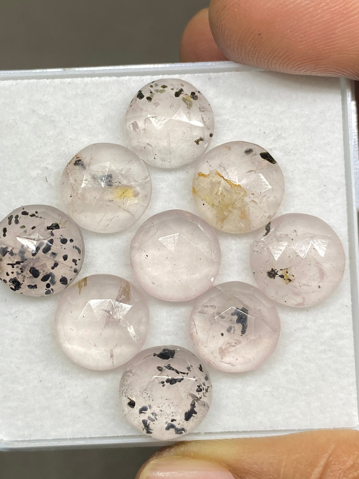 Fascinating Pink spots quartz Tanzania mines rosecut round gems size 12mm Pcs 9 wt 38 cts quartz round gems