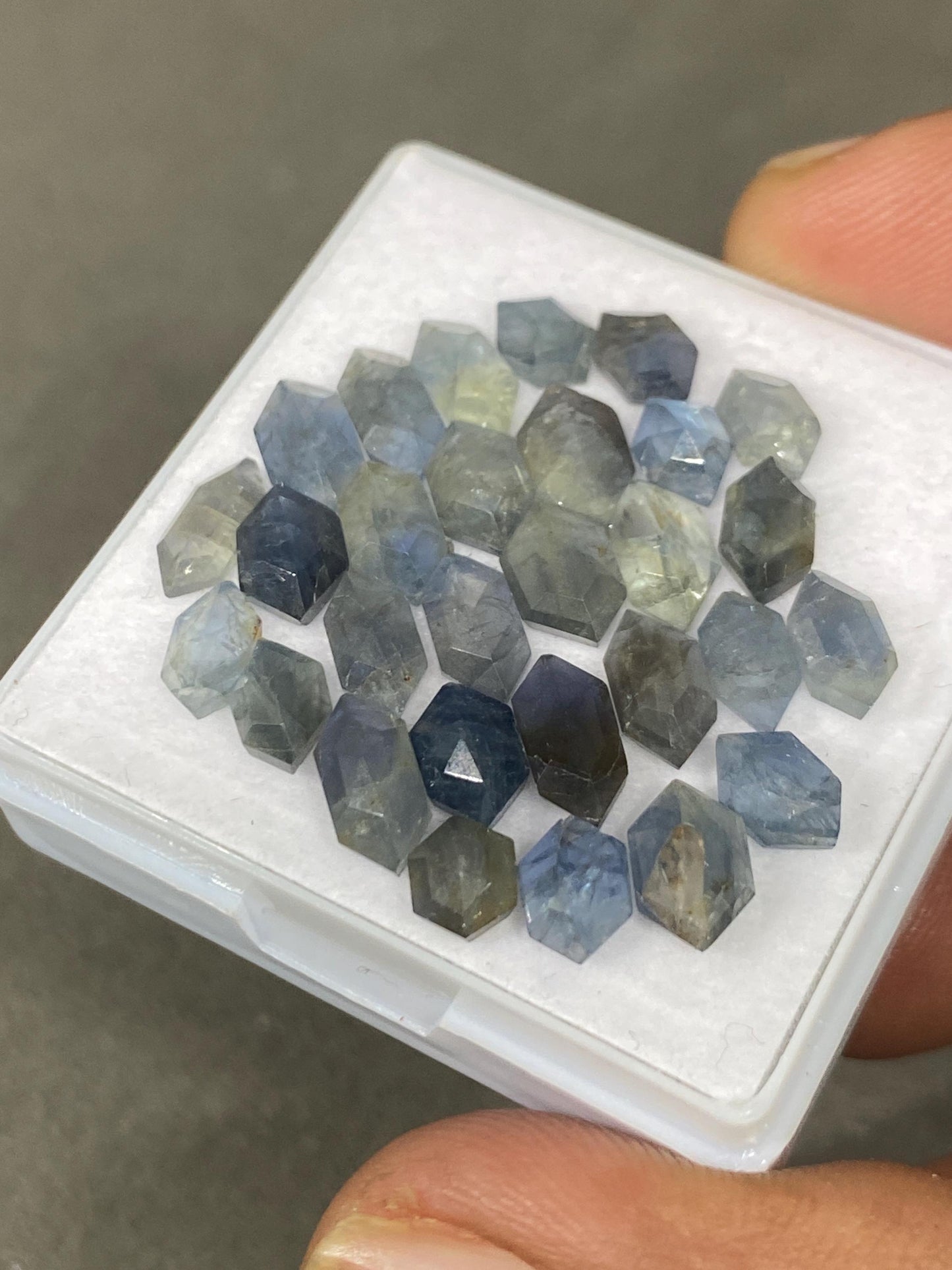 Stunning rare blue grey sapphire rosecut parti sapphire blue  bi color sapphire hexagon pcs 29 wt 28 cts size 5x4mm-9x4mm rosecut sapphire