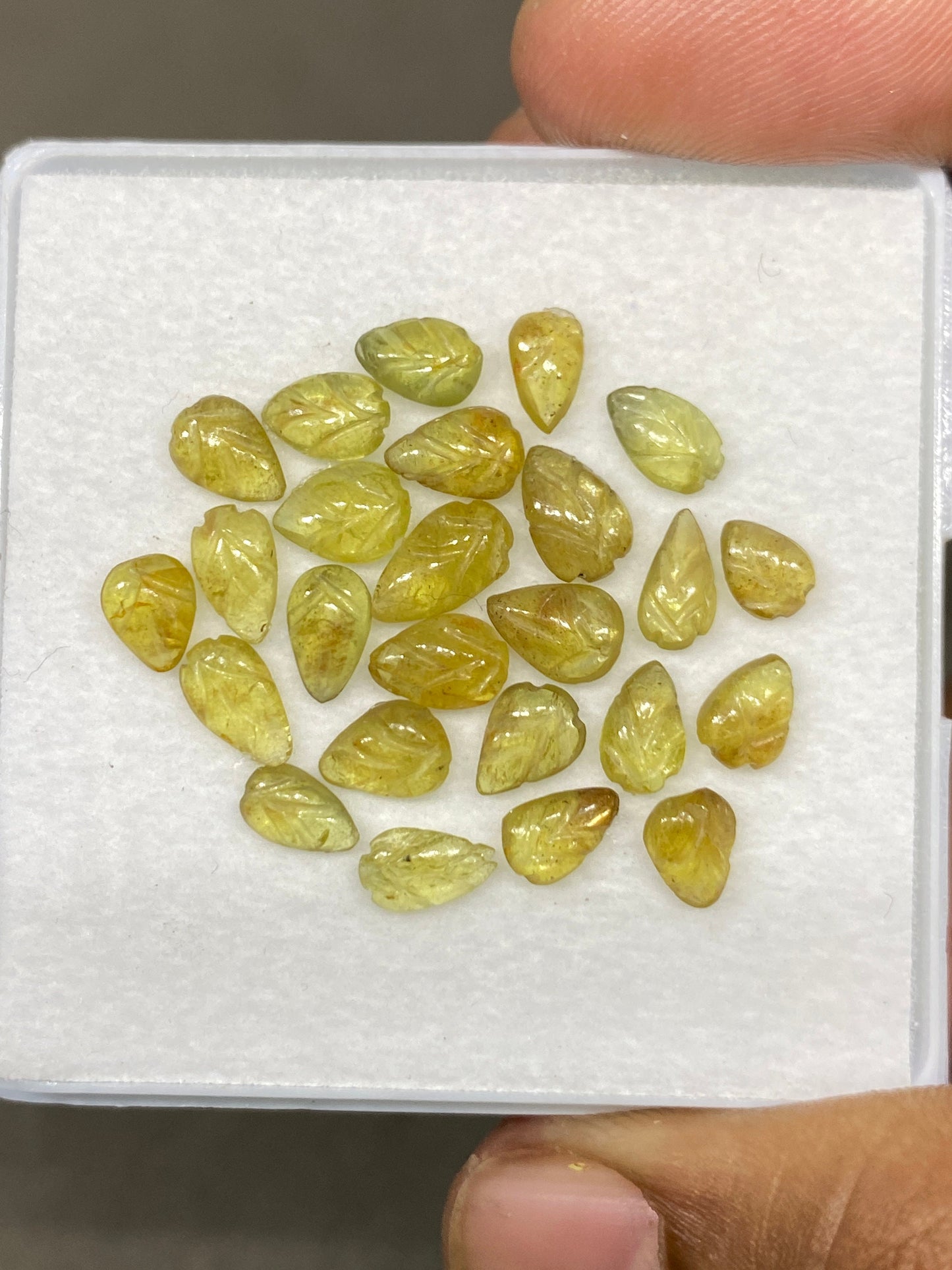 Vivacious Yellow sapphire leaves carving kenya mines beautiful color wt 14 carats pcs 25 size 5.8x4.3mm-8.4x5mm yellow sapphire leaf carving