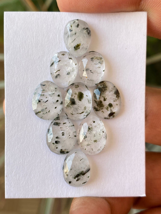 Stunning Green spots quartz African mines rosecut oval gems shape mix size 11x8mm-12x10mm Pcs 9 wt 32 carats quartz rosecut gems