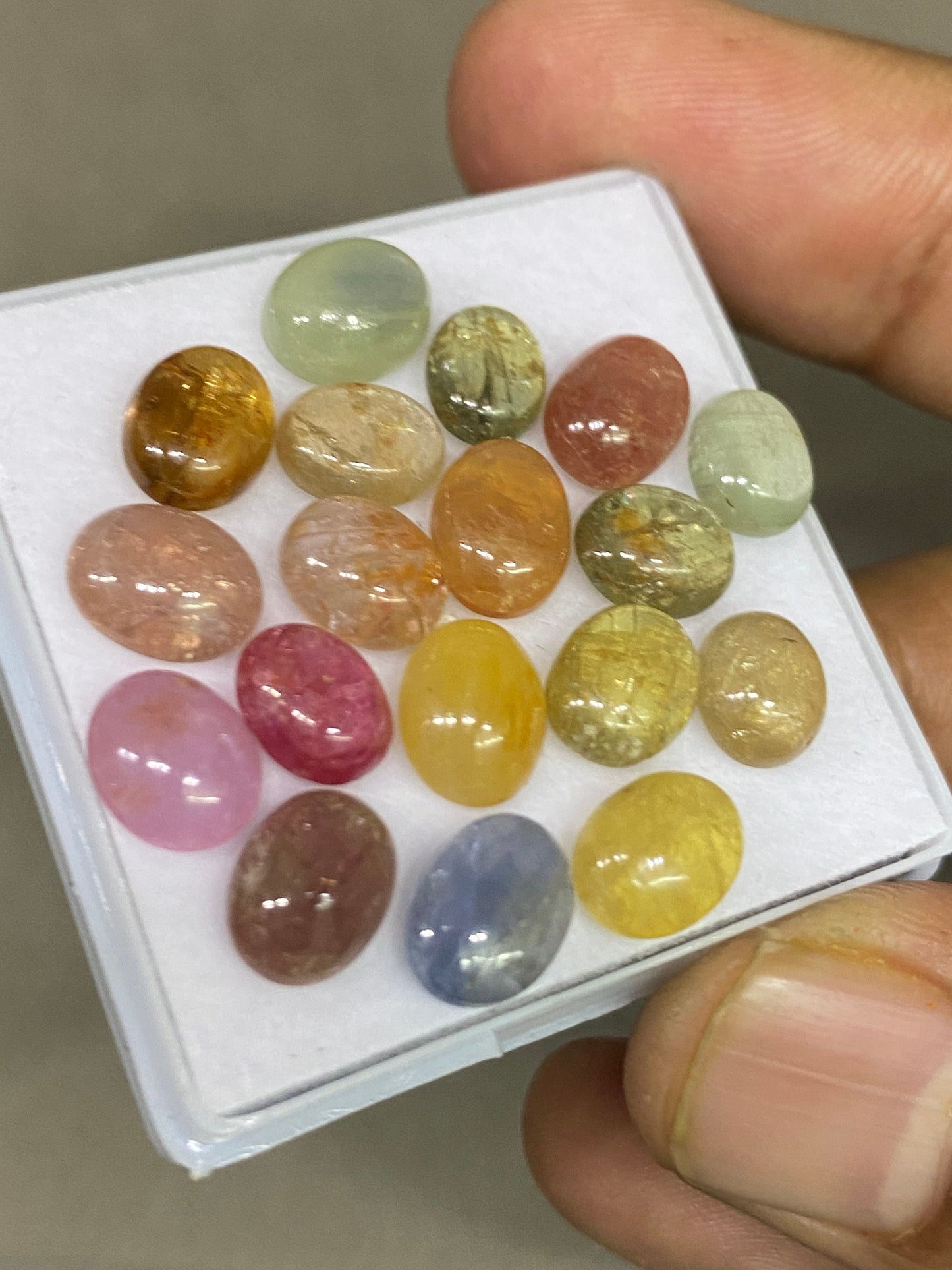 Very rare multi sapphire cabochons pcs 18 size 8x6.3mm-9x7.5mm weight 45.25 carats Rare umba sapphire cabochons rare multi sapphire