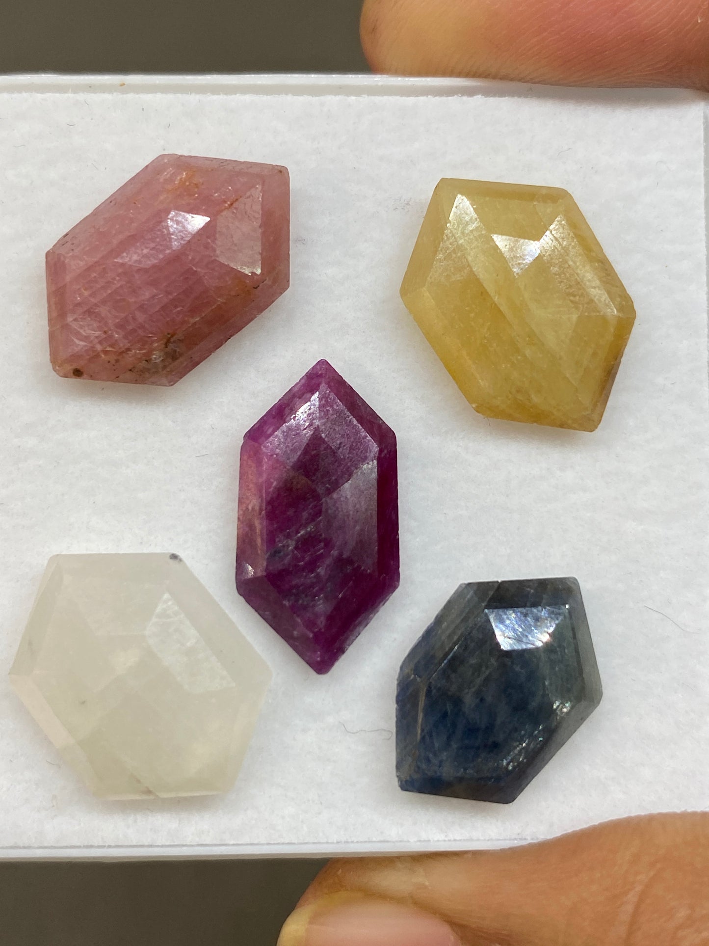 Fascinating very Rare huge multi sapphire hexagon step cuts big size 18x12mm-19x10mm wt 49 carats pcs 5 sapphire stepcut hexagon flatbacks