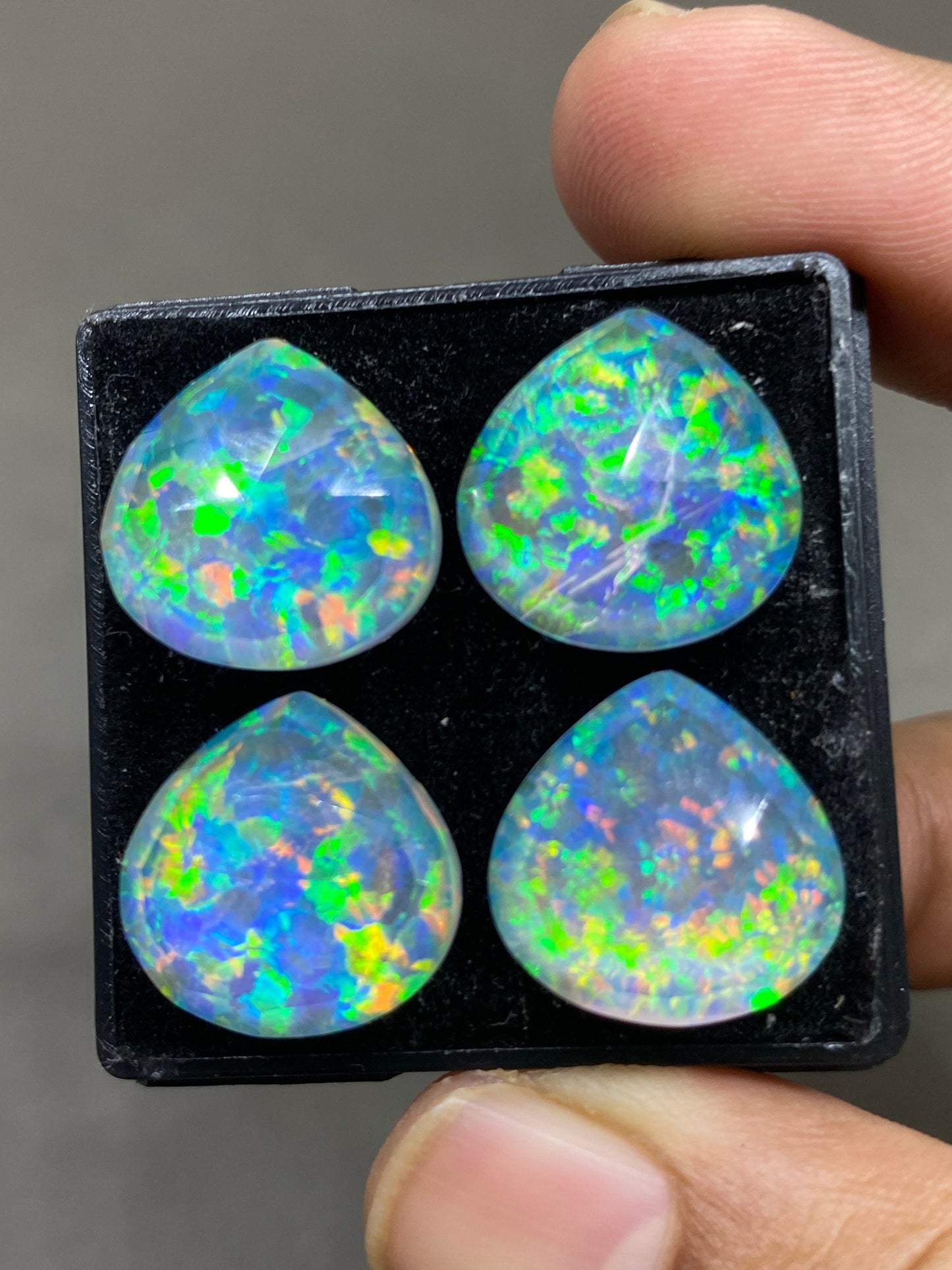 MesmerisingMulti fire aurora opal n crystal doublet heart gem faceted  pcs 4 wt 52 carats big size 16mm ring pendant earring auroral opal