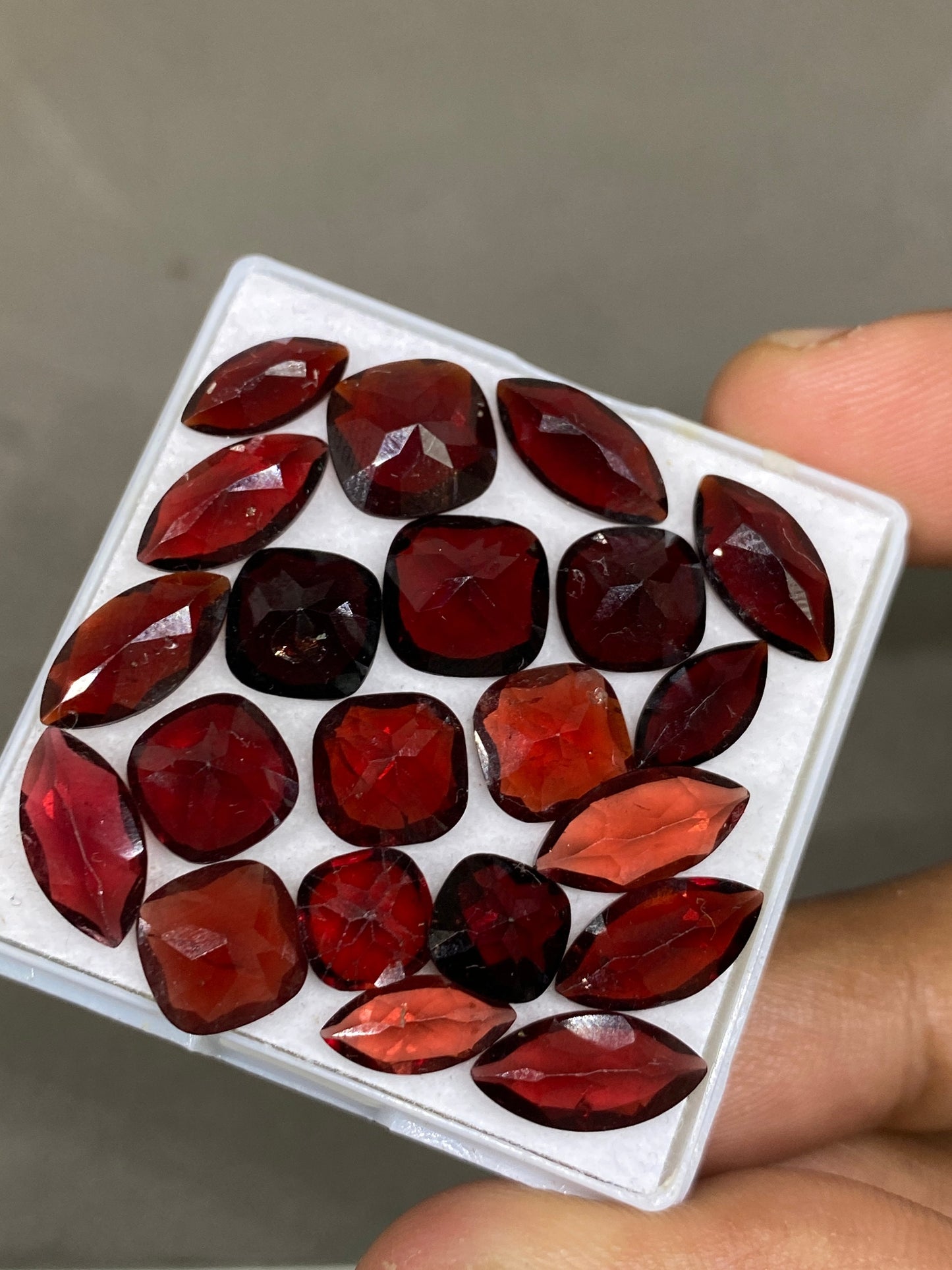 Rare Garnet cut mix shapes pcs 24 size 7mm-9mm wt 48 cts Garnet cut stone good quality January birth stone