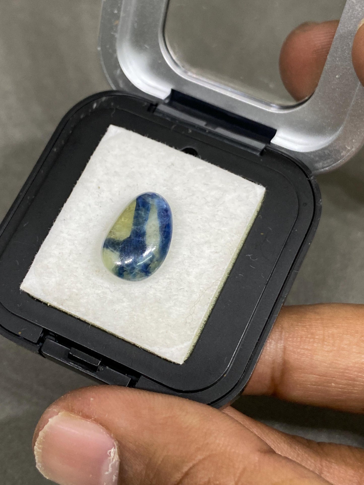 Fascinating rare Natural Bicolor blue yellow sapphire nugget smooth wt 8.85 carats size 10x6mm unheated pattern fancy blue sapphire