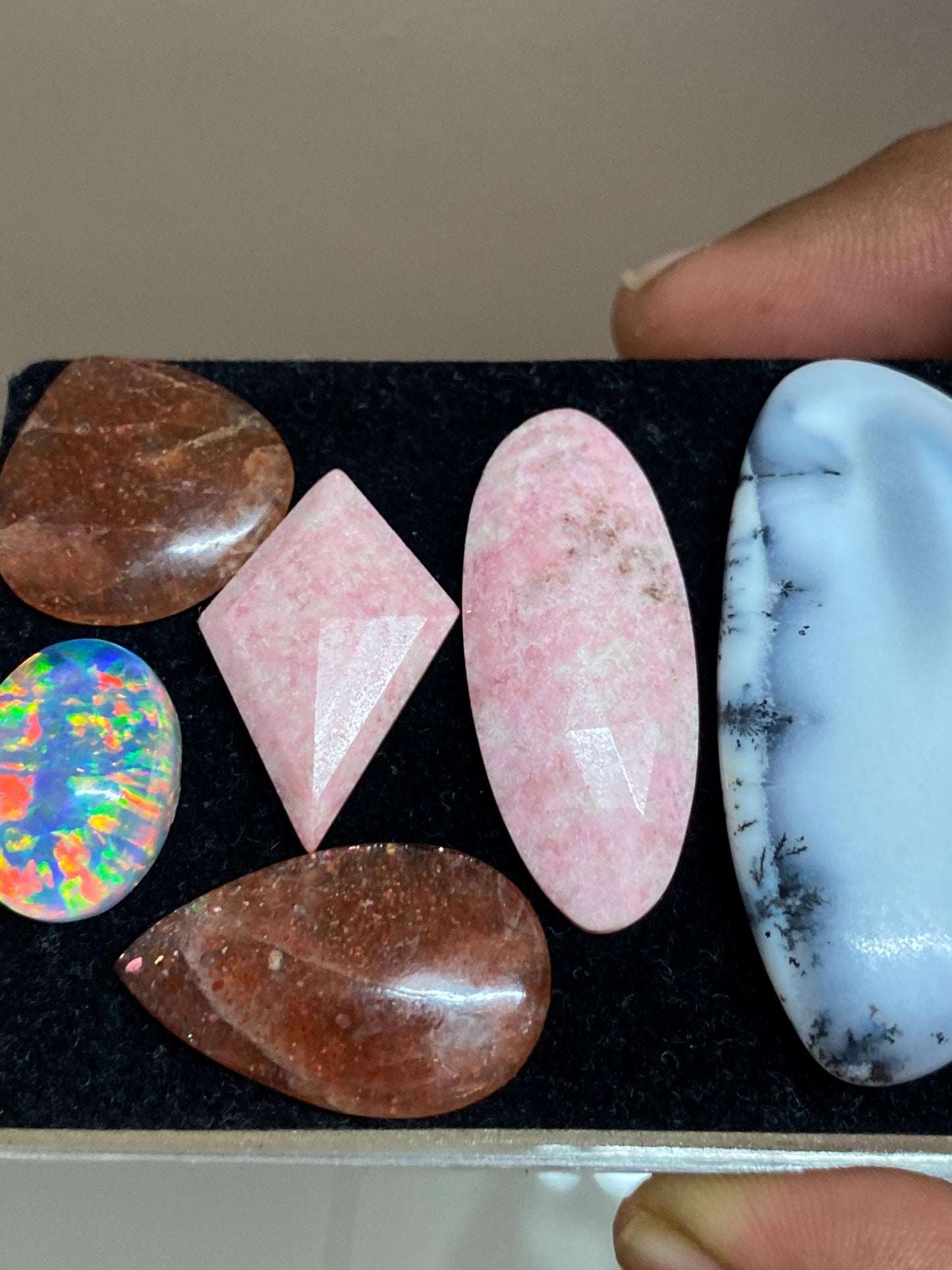 Beautiful rare multi cabochons Thulite rosecut fire opal doublet sunstone dendrite mix stones cabochon pcs 5 wt 127 cts 18x13-49x26mm