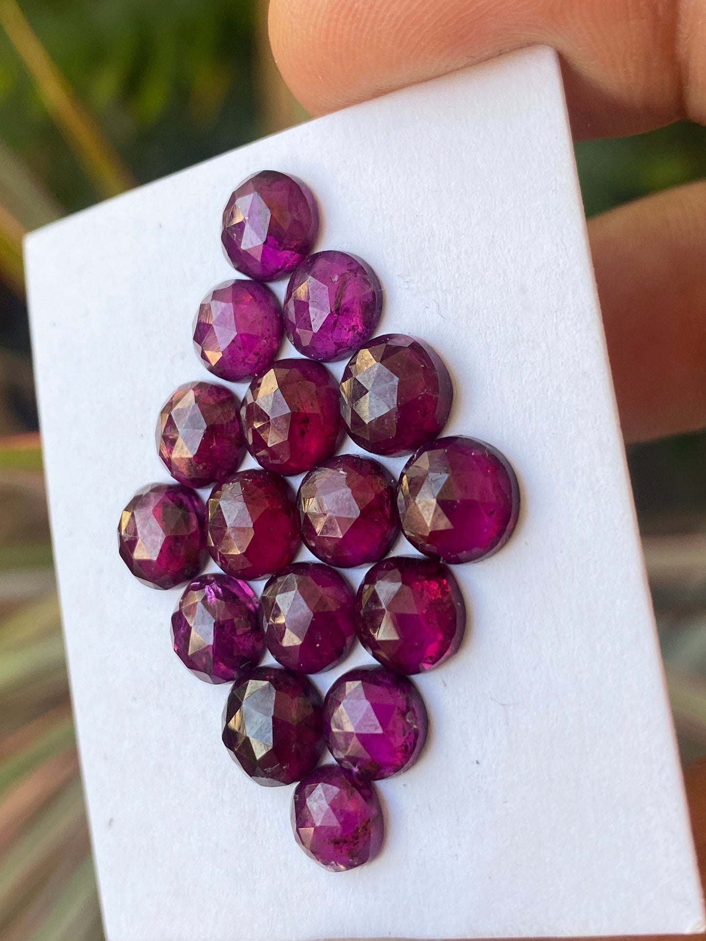 Gorgeous rare  Rhodolite garnet round shape rosecut weight 29 carats pcs 16 size 6.5mm-7.5mm round rosecut garnet