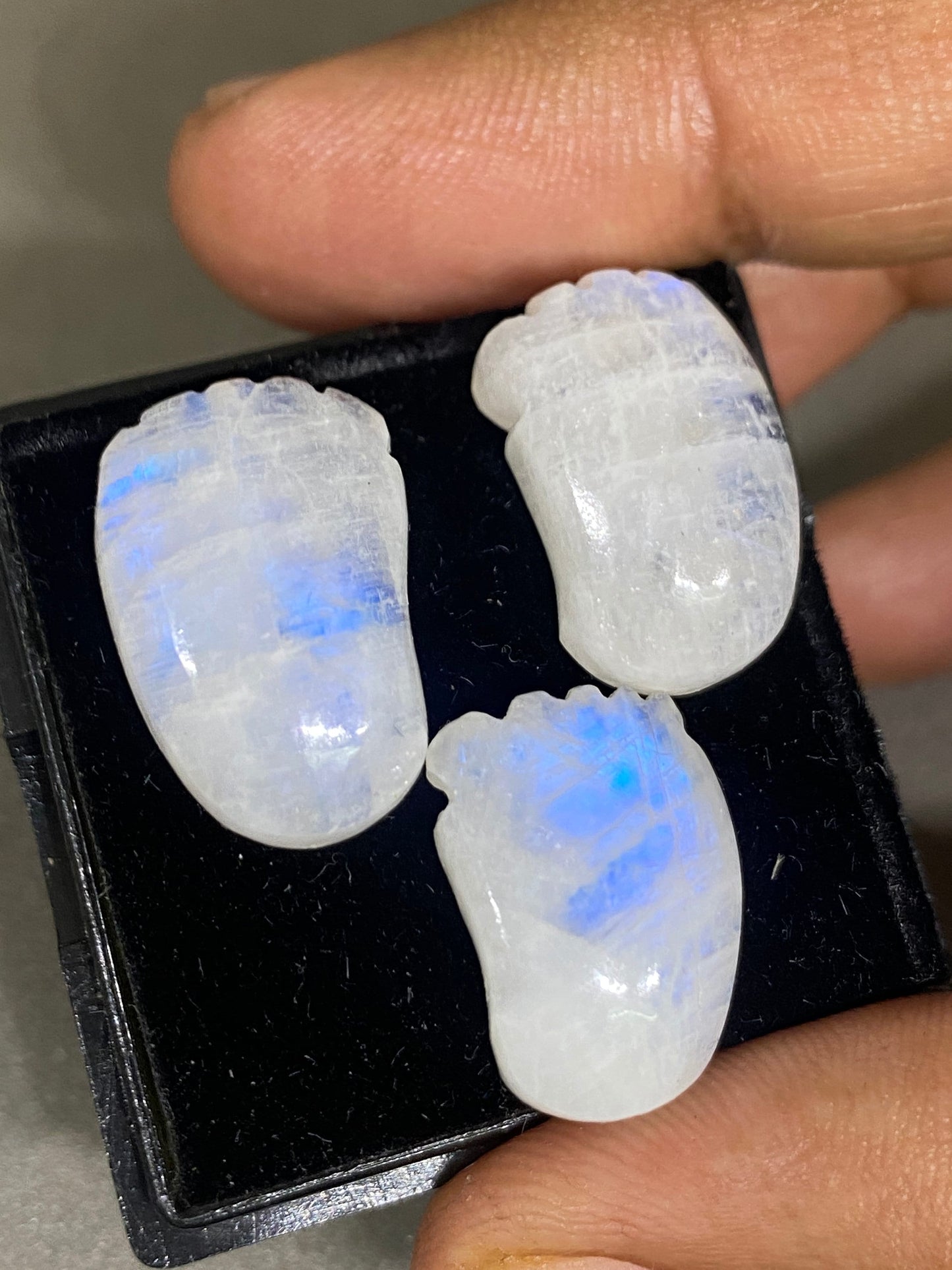 Stunning rare white moonstone baby foot carving  blue fire moonstone  carving pcs 3 wt 41 cts 18x12-25x13mm moonstone baby foot carving