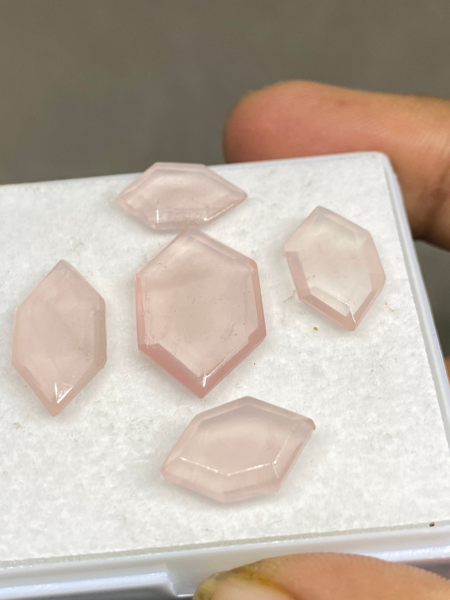 Cute rare rose quartz hexagon mirror cut weight 32 cts pcs 6 size 15x9-23x12mm rose quartz stepcut hexagon