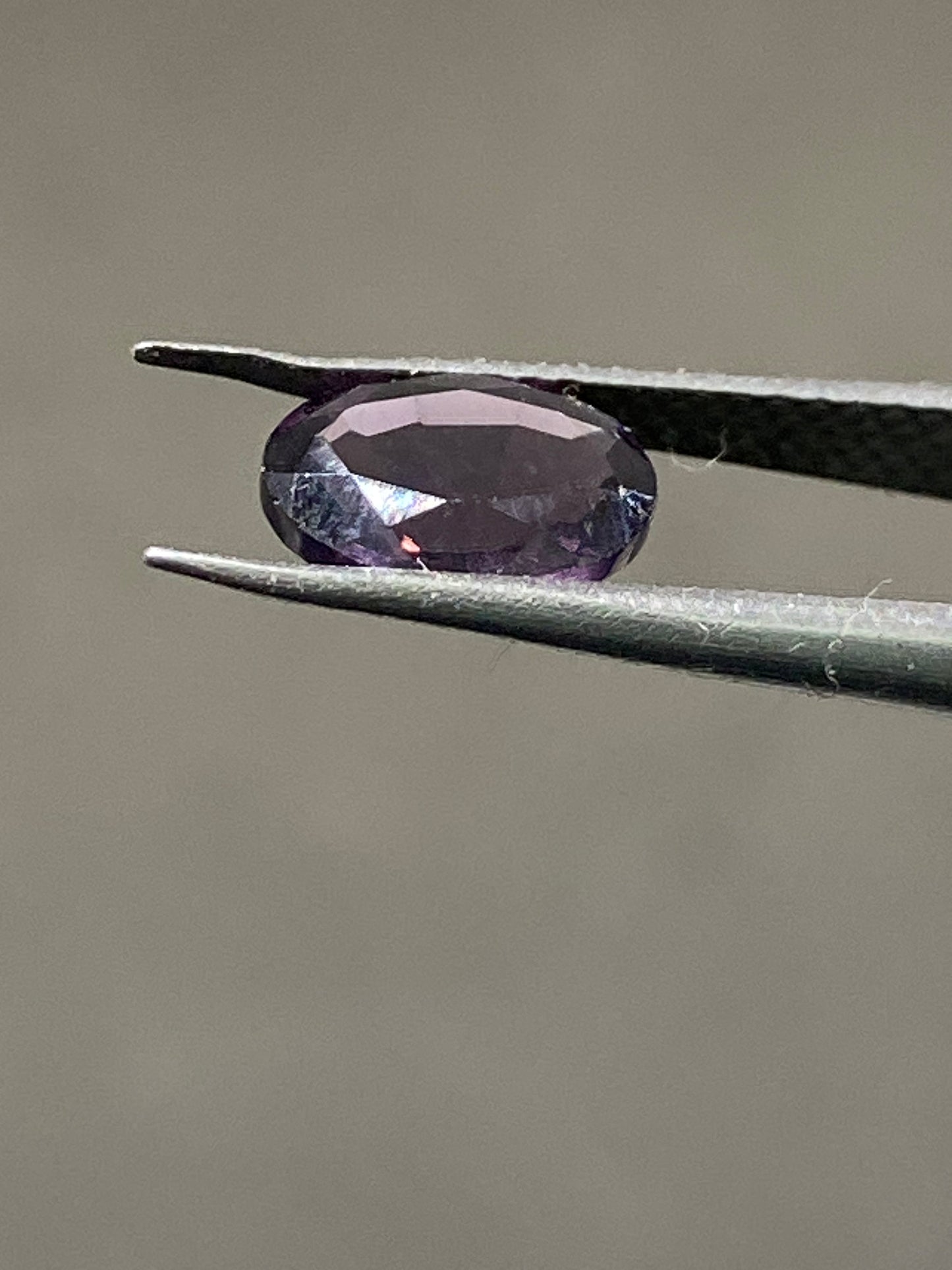 Purple sapphire oval cut natural unheated untreated ring size sapphire wt 1 carat size 7.8x5.7mm Sapphire oval