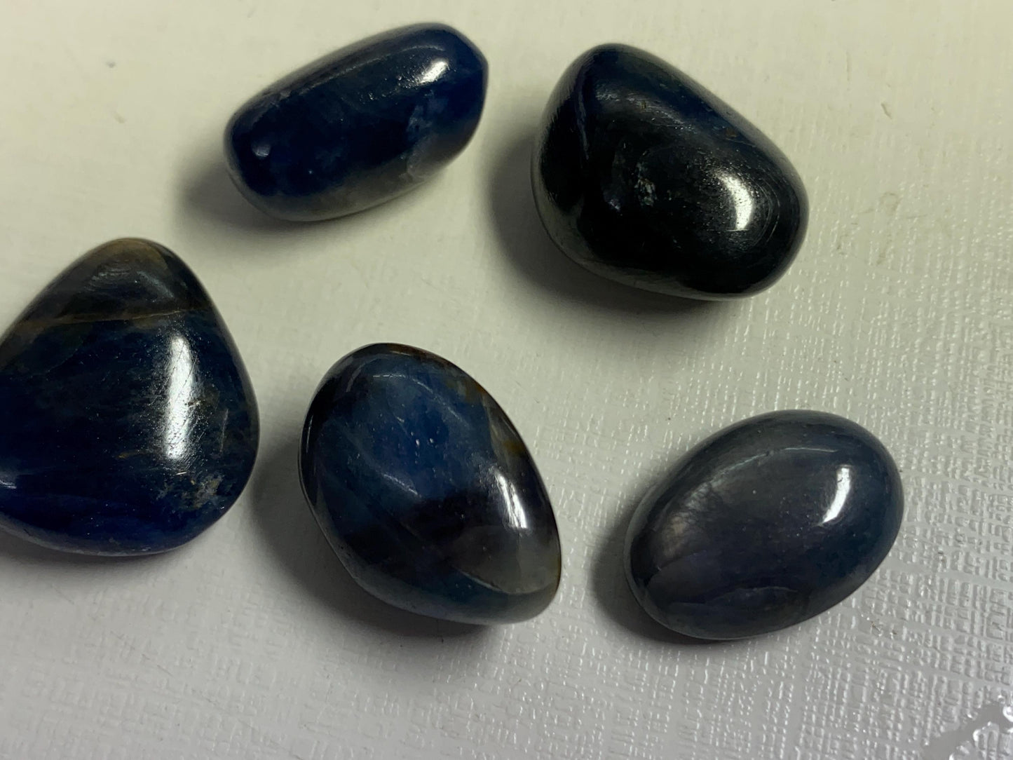 Very rare madagascar mines huge size blue sapphire tumble  smooth polish pcs 5 weight 215 carats 20x15-20mm unheated untreated sapphire