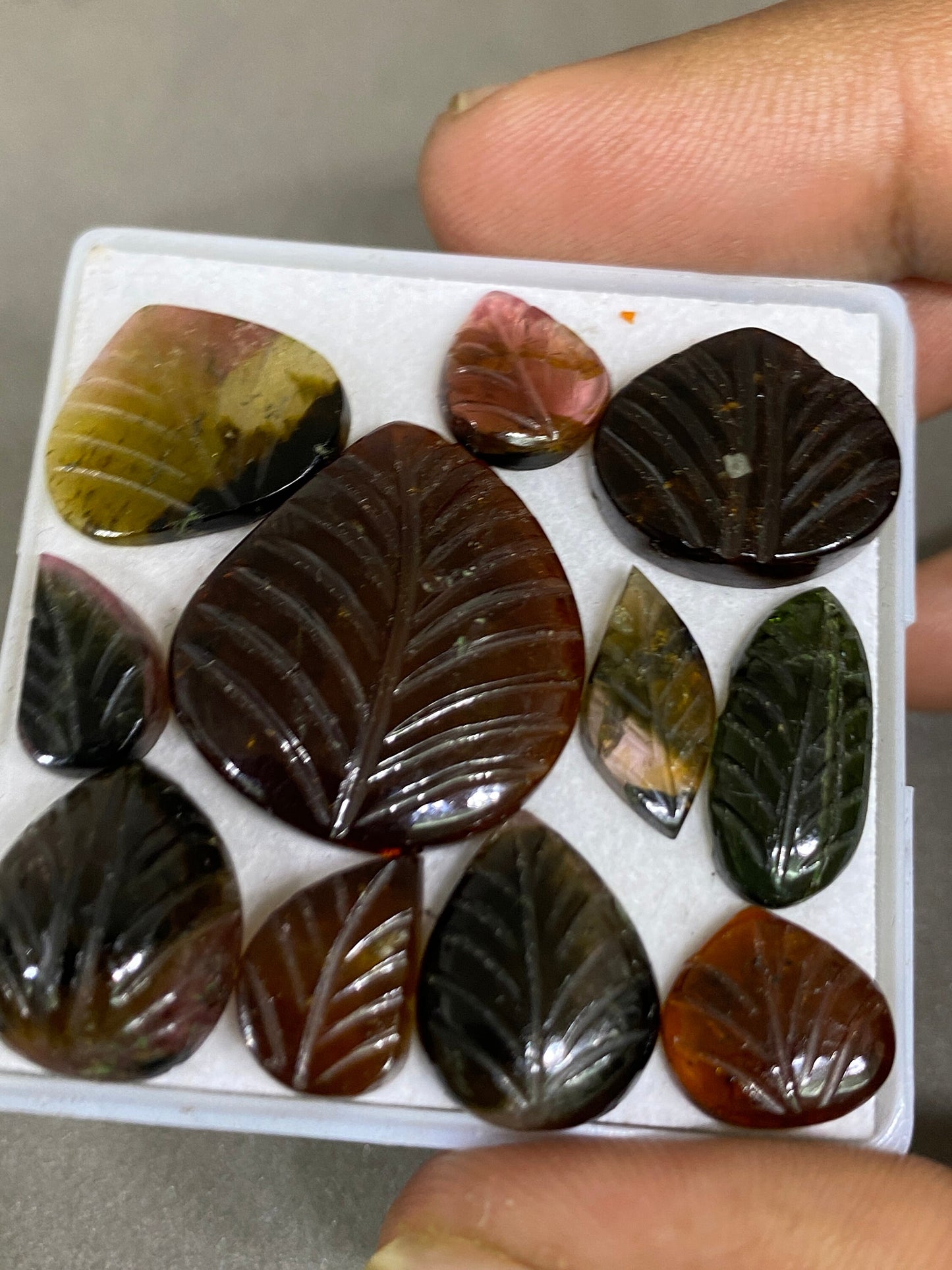 Attractive Petro tourmaline leaves carving petro tourmaline carvings wt 73 carats pcs 11 size 12x7-24x22mm tourmaline big leaf carving