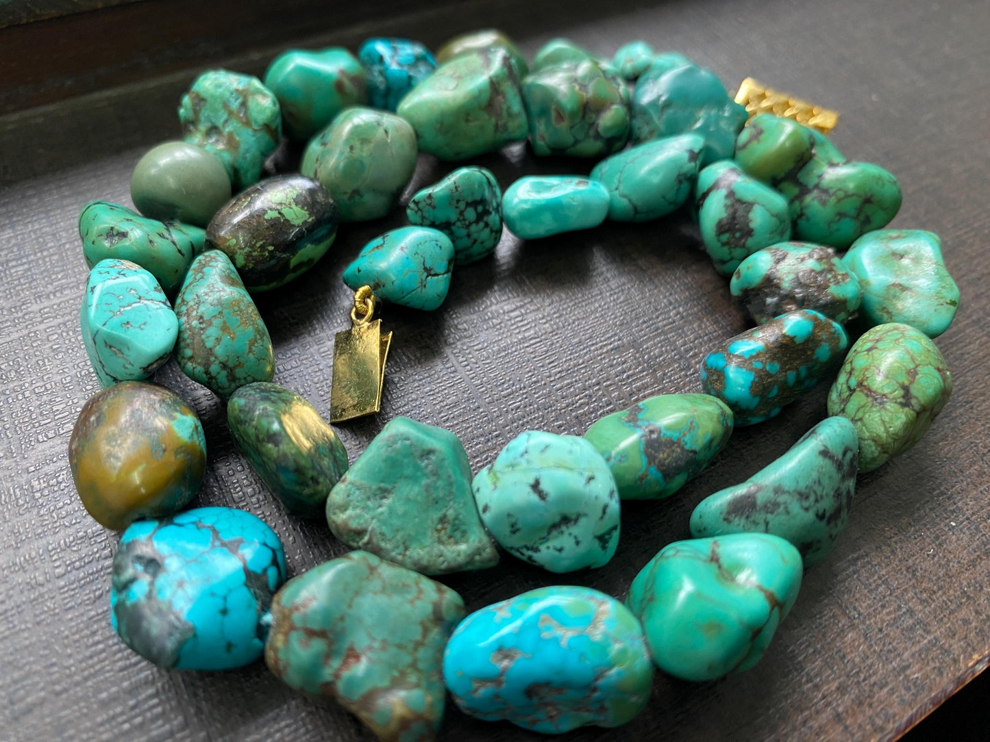 Rare turquoise necklace 430 carats length 21 inches  size 10x9.5mm-23x14mm turquoise tumbles beads necklace