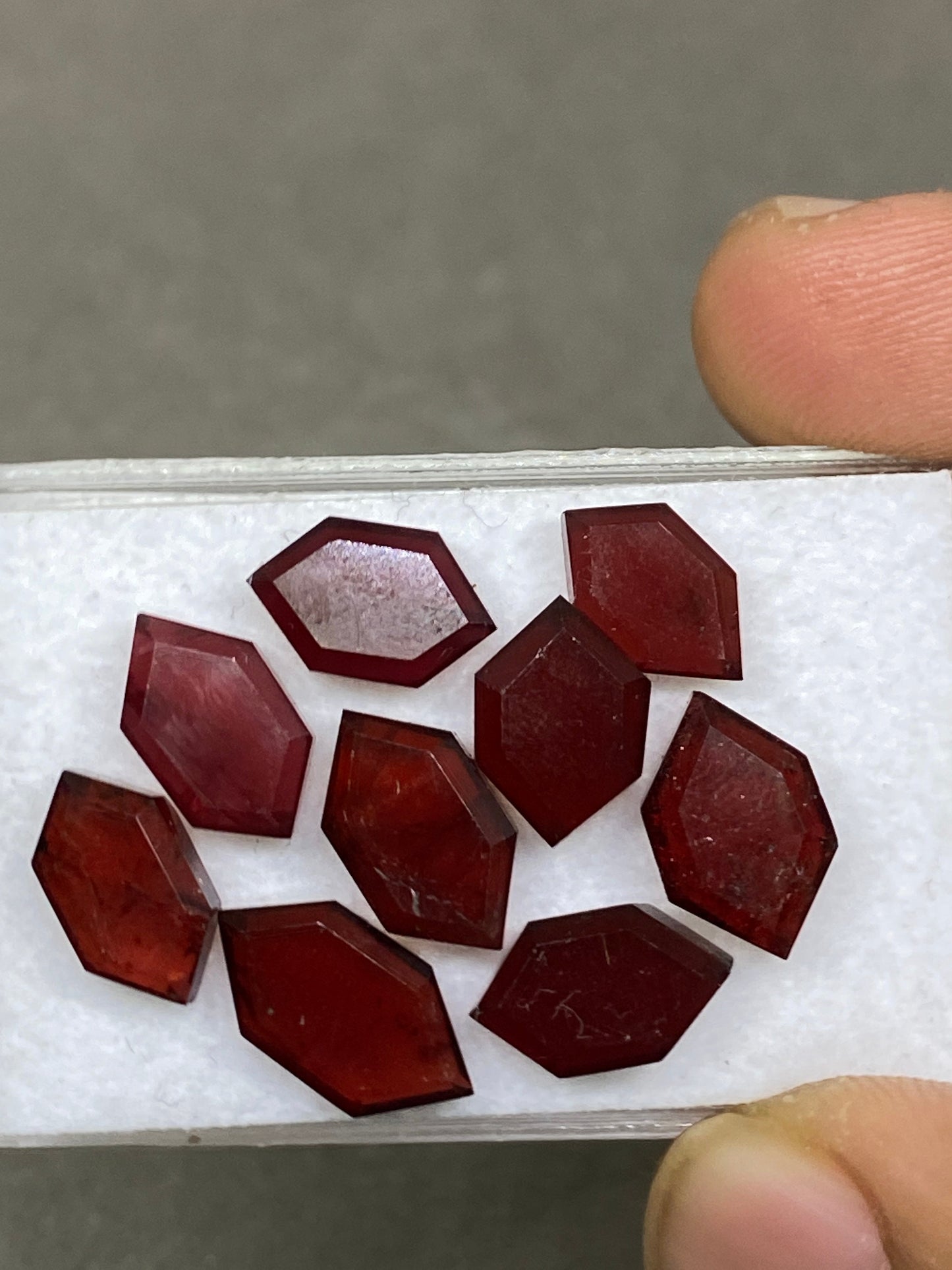 Amazing Red garnet hexagon mirror cuts aaa quality wt 32 cts pcs 9 size 11x6-13x7mm red garnet hexagon double side faceted garnet