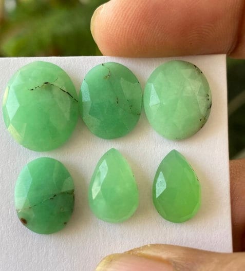 Stunning Rare  chrysoprase rosecut  chrysoprase rosecut gems flatbacks chrysoprase cabochons