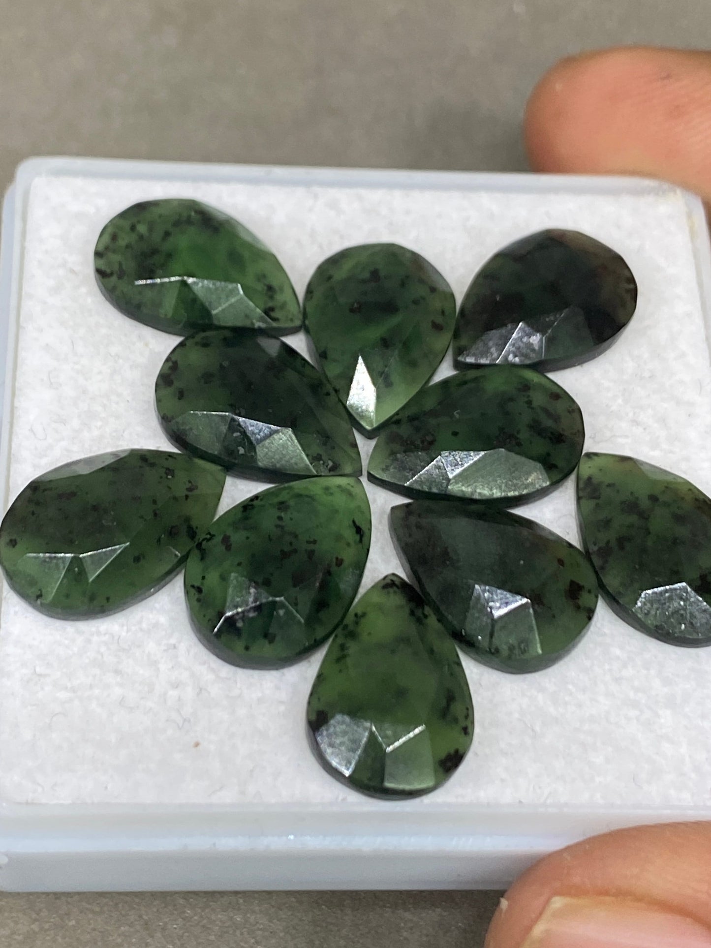 Beautiful moss serpentine rosecut pears flats  size 15x10mm approx  wt 44 cts carats pcs 10 serpentine rosecut wholesale