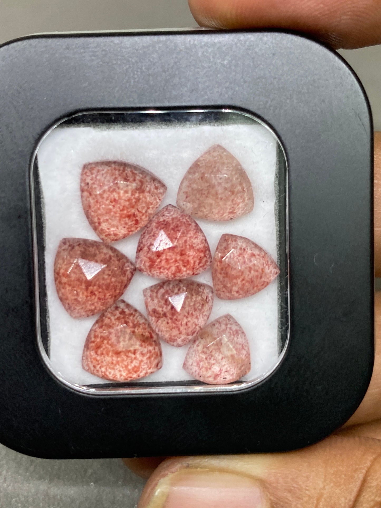 Mesmerising Strawberry quartz trillion rosecut cute lot pcs 8 weight 18.50 carats size 8-10x8mm approx pink color strawberry quartz rosecut