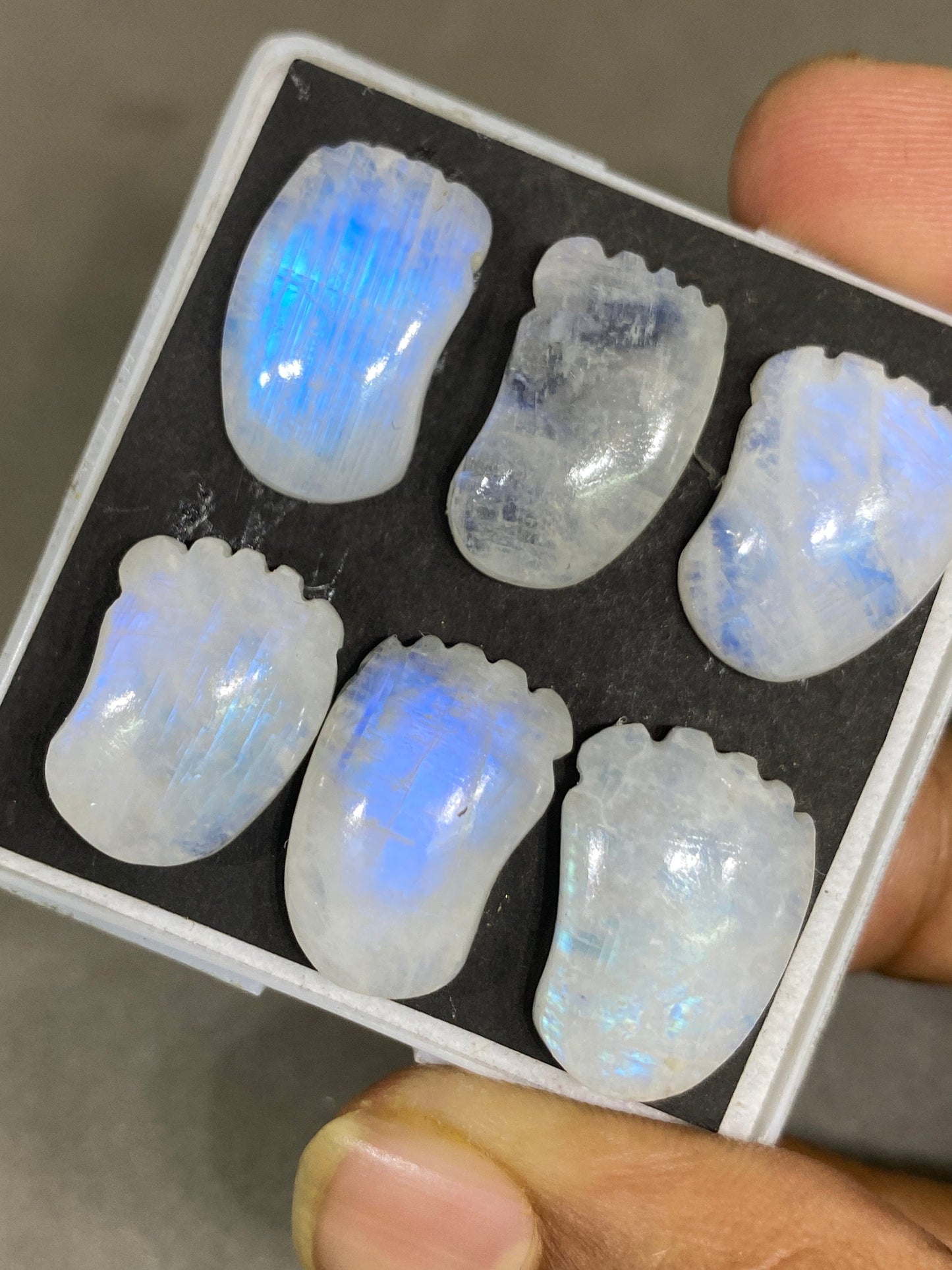 Cute rare white moonstone baby foot carving  blue fire moonstone  carving pcs 6 wt 80 cts  17x13-19x13mm moonstone baby foot carving