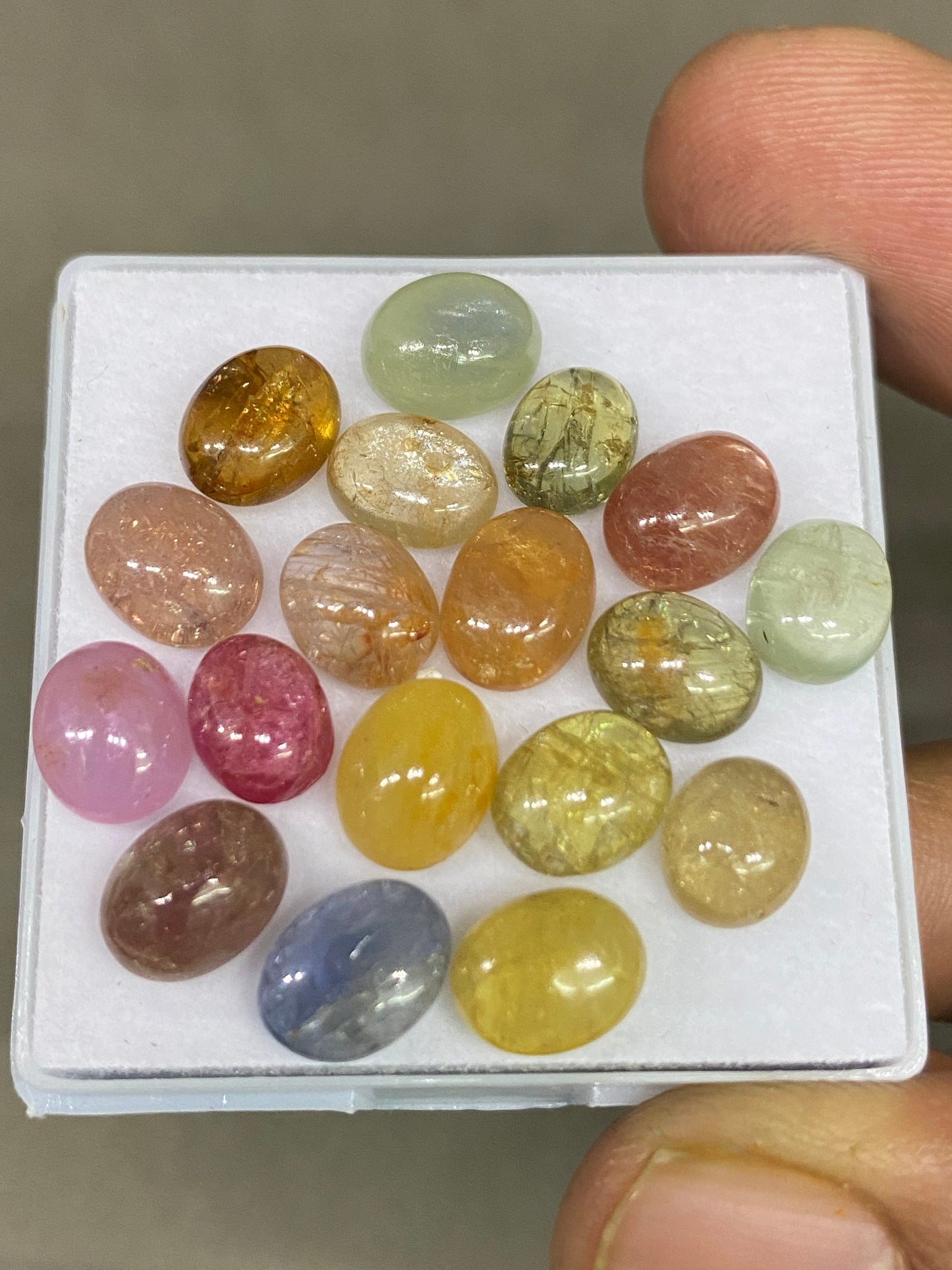 Very rare multi sapphire cabochons pcs 18 size 8x6.3mm-9x7.5mm weight 45.25 carats Rare umba sapphire cabochons rare multi sapphire