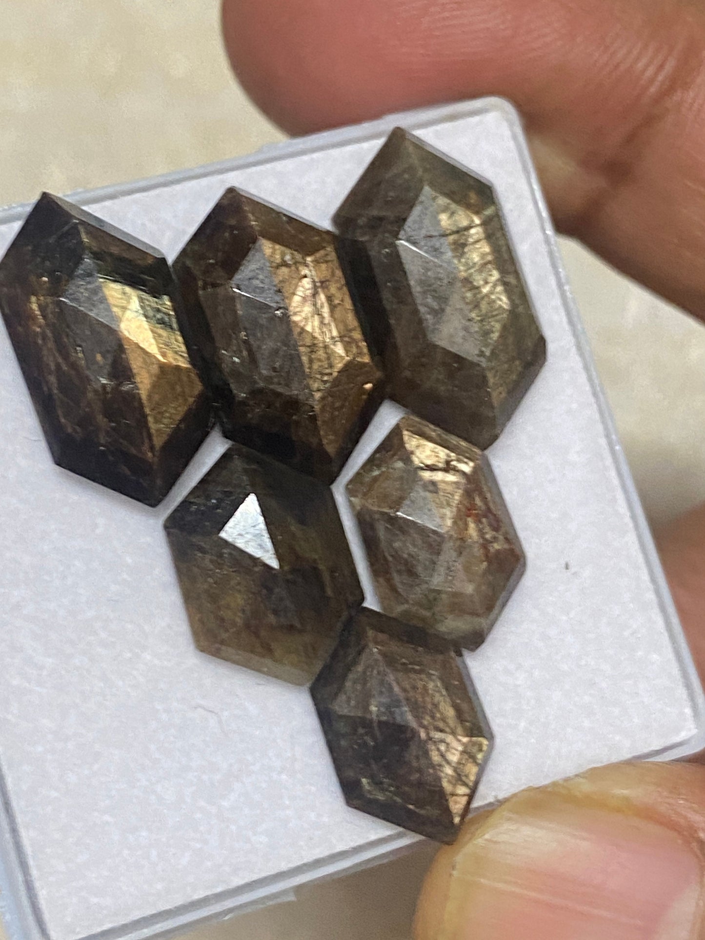 Stellar very Rare golden sapphire hexagon step cut size 11x9-18x10mm wt 42 carats pcs 6 golden sapphire stepcut hexagon