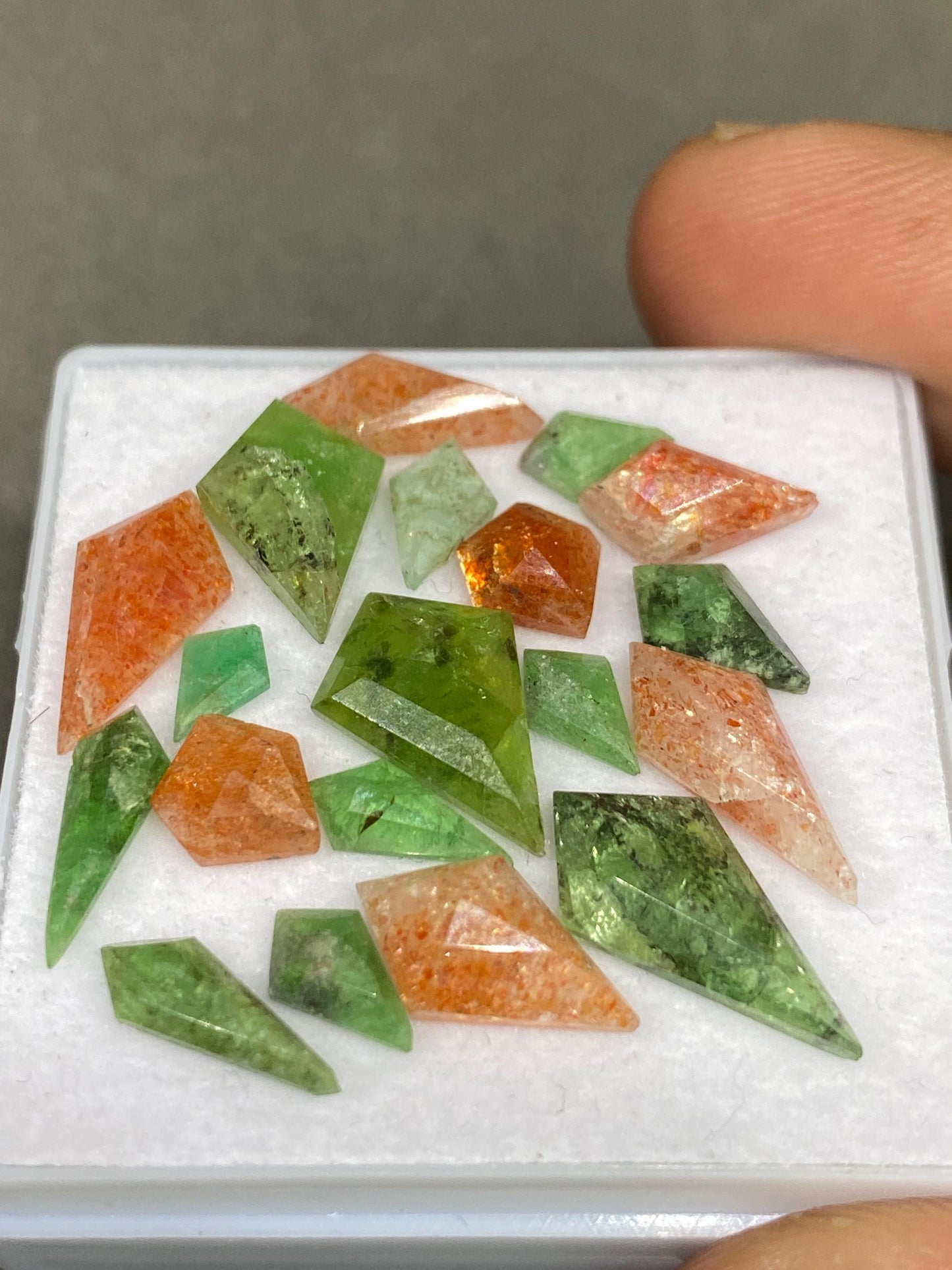 Stunning rare confetti sunstone geometric Vesuvianite stepcut flats wt 22 carats pcs 19 size 6x4-16x8mm Vesuvianite sunstone geometric gems