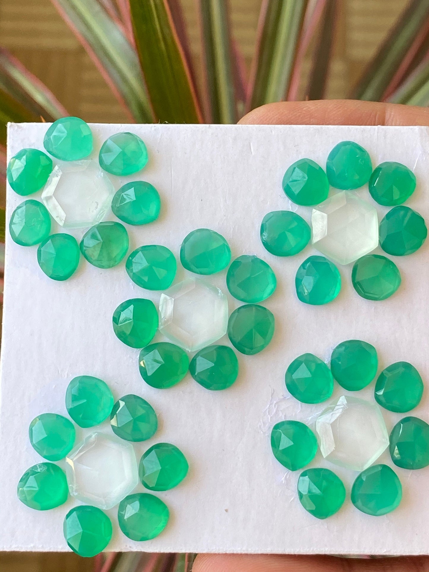 Eye catching green onyx aqua chalcedony rosecut flatback gems weight 76 carats pcs 35 faceted gems size 5mm-12.2mm rosecut gems