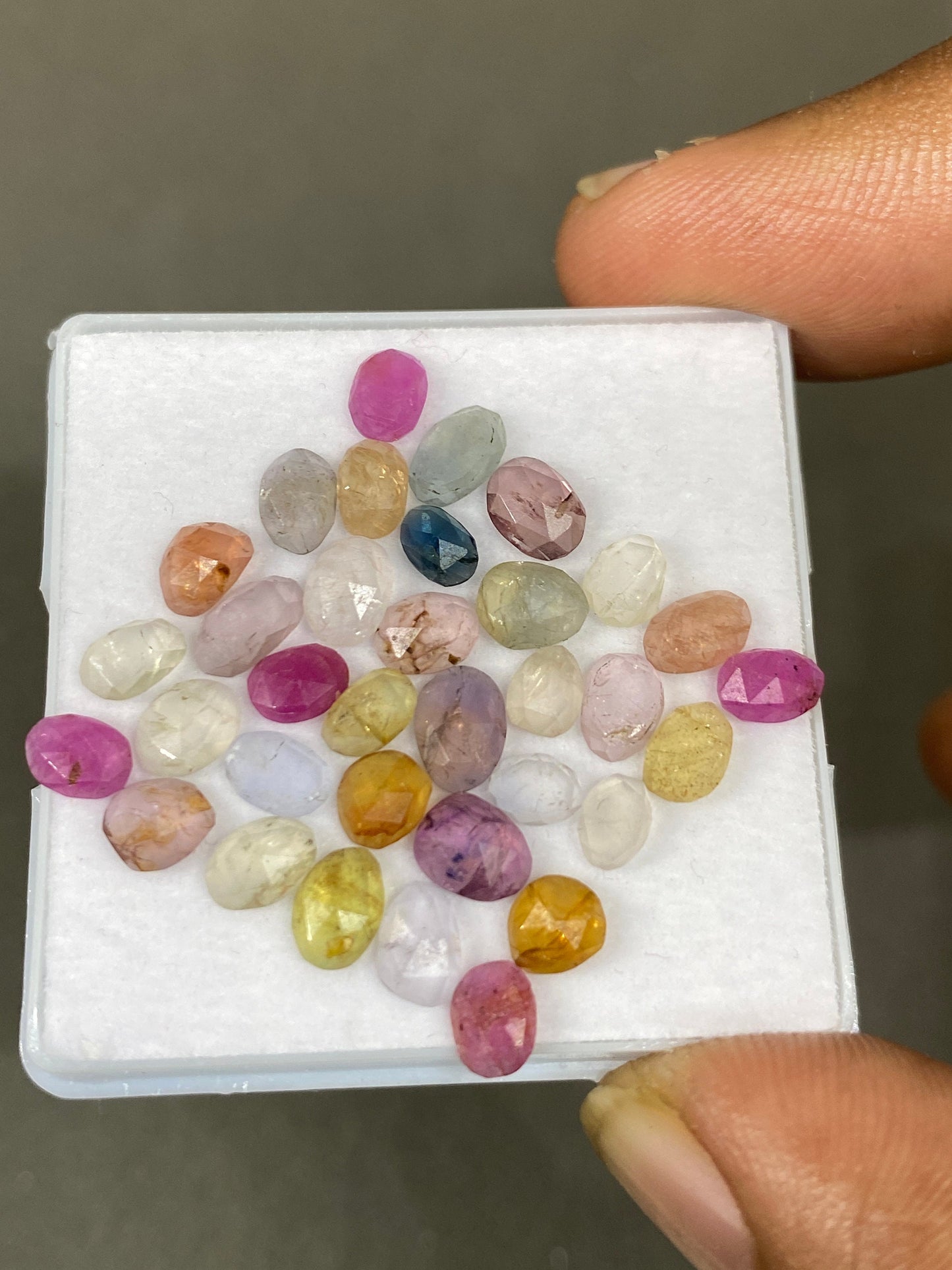 Fantastic rare umba sapphire rosecut multi sapphire lot pcs 34 wt 15.10 carats  size 5x3-6.7x4.8mm  rosecut sapphire Umba sapphire