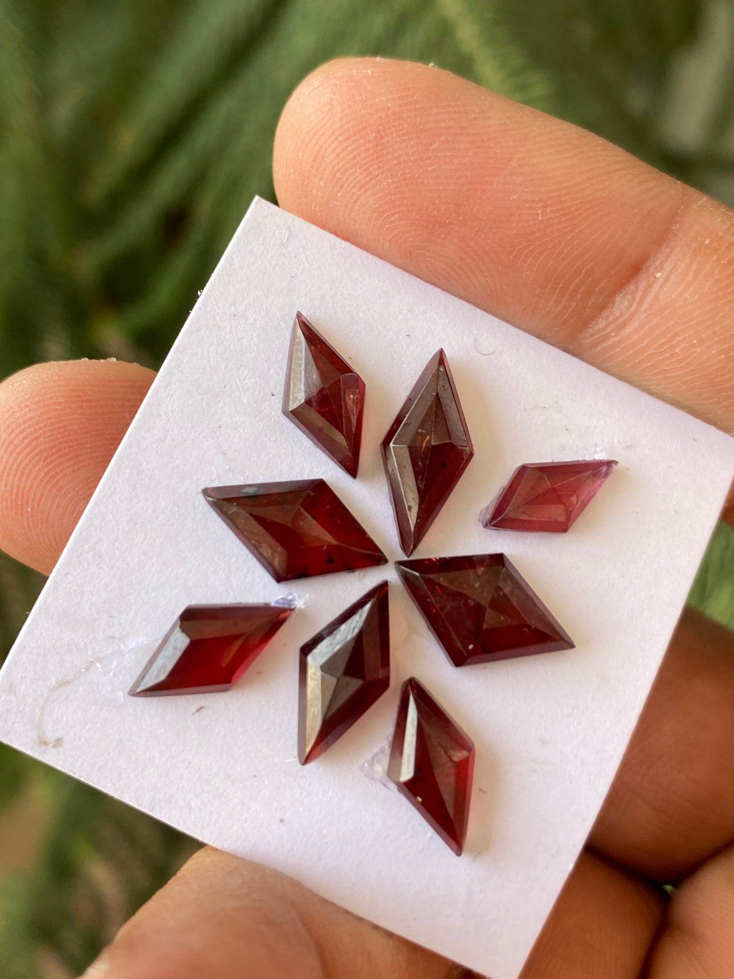 Mesmerising Red garnet diamond shape step cut aaa quality wt 15.40 cts pcs 8 size  9x5.5mm-14.5x6mm red  garnet stepcut diamond