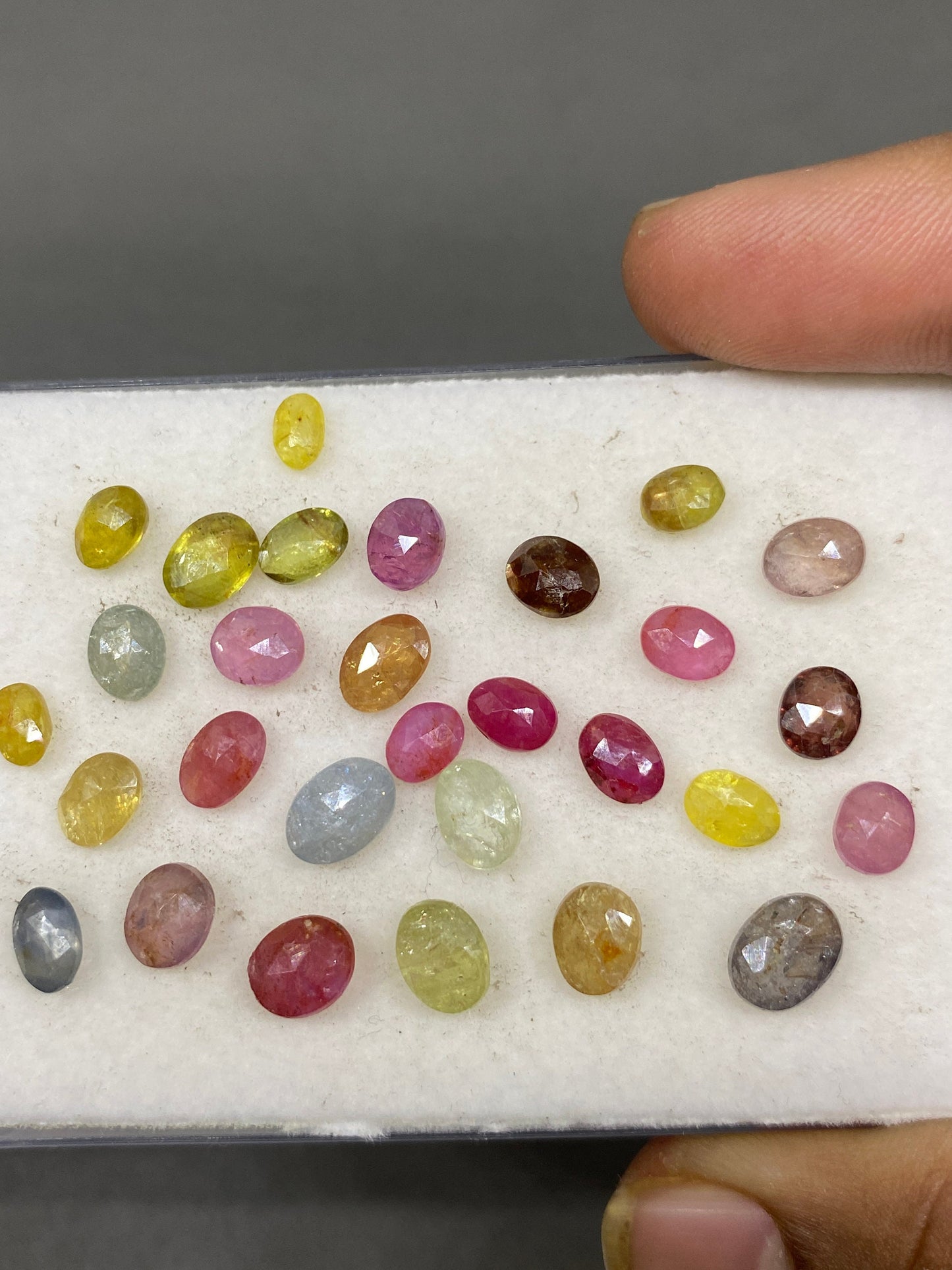 Cute Rare Natural Umba sapphire oval briolettes pcs 30 weight 39 carats size 4x3mm-7.5x5mm sapphire faceted oval briolettes Umba sapphire