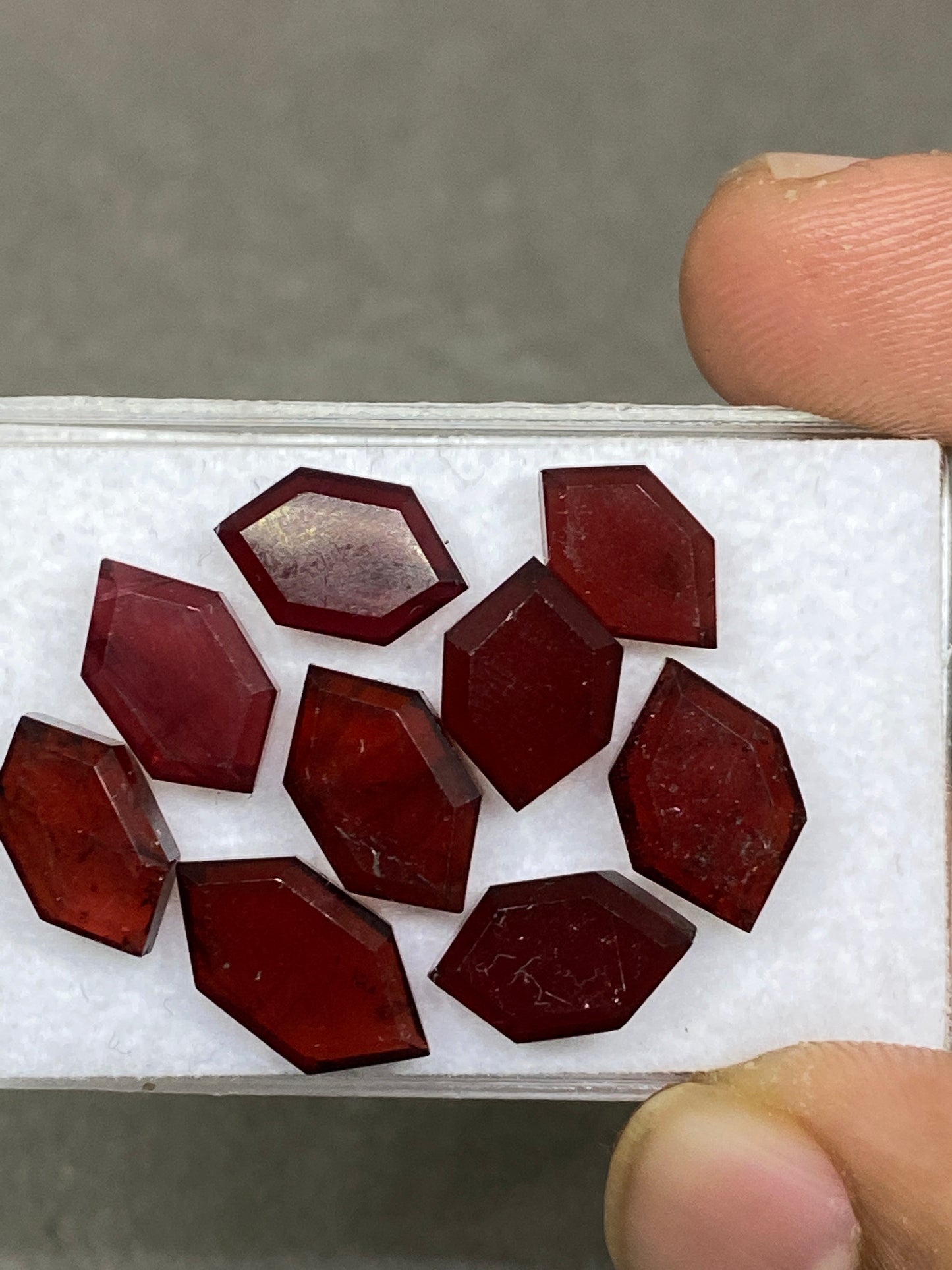 Amazing Red garnet hexagon mirror cuts aaa quality wt 32 cts pcs 9 size 11x6-13x7mm red garnet hexagon double side faceted garnet