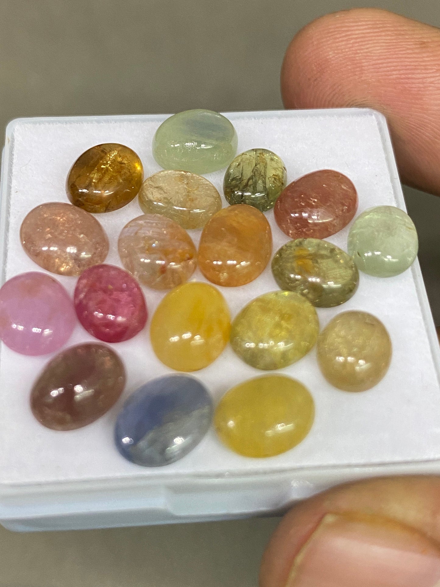 Very rare multi sapphire cabochons pcs 18 size 8x6.3mm-9x7.5mm weight 45.25 carats Rare umba sapphire cabochons rare multi sapphire