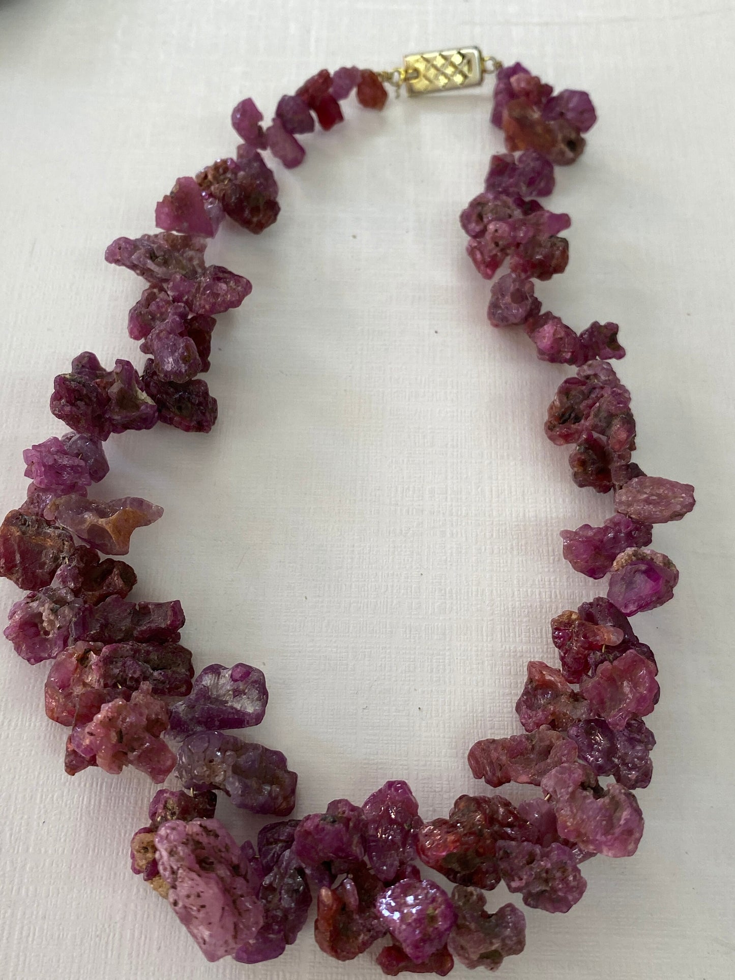 Natural ruby raw necklace weight 538 carats huge size 9x8mm to 23x19mm uncut ruby necklace 16 inches uncut ruby necklace earthern necklace