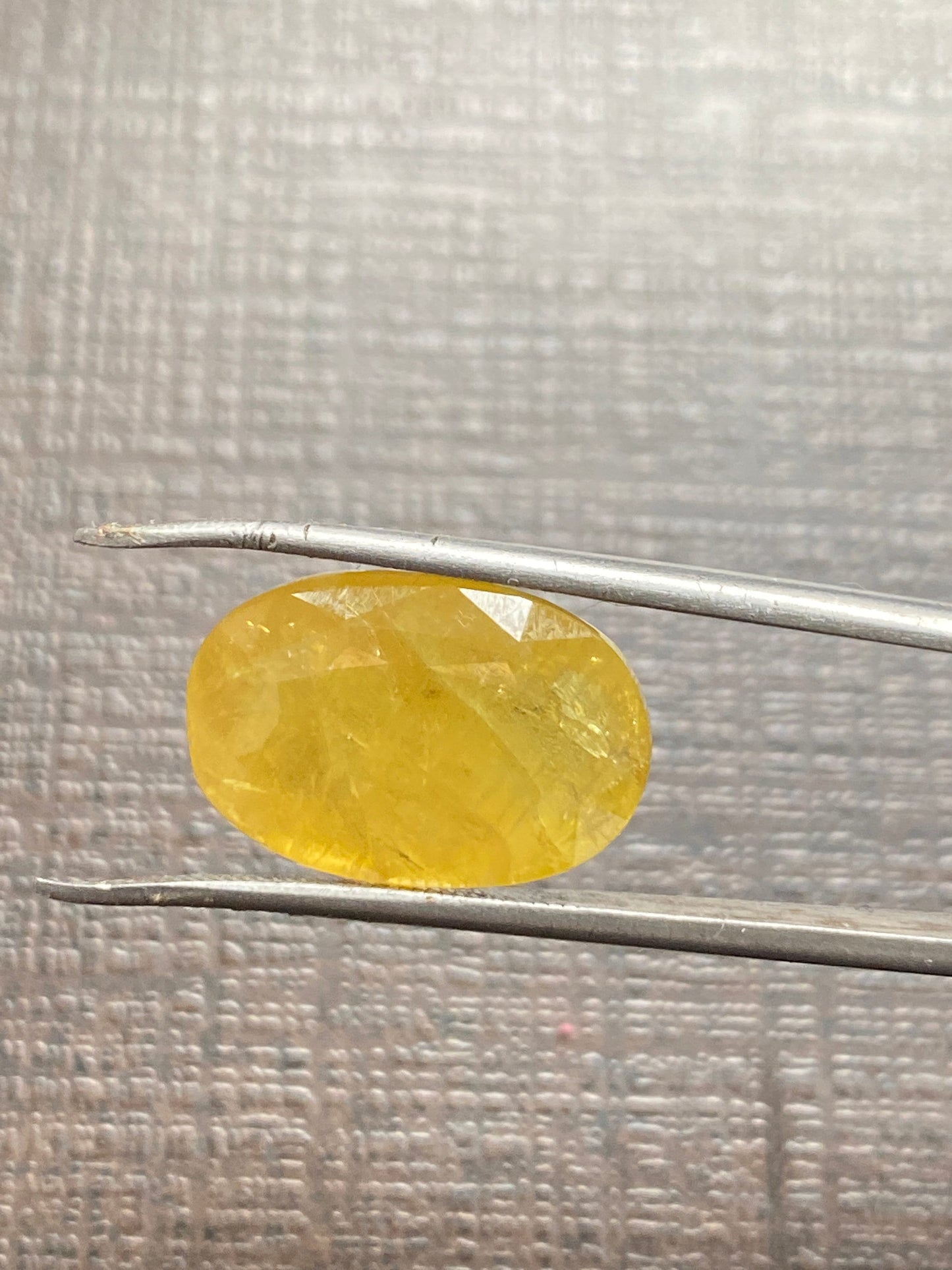 Very rare Yellow sapphire oval cutstone size 16x10.5mm weight 11.55 carats very rare yellow sapphire oval sapphire cut