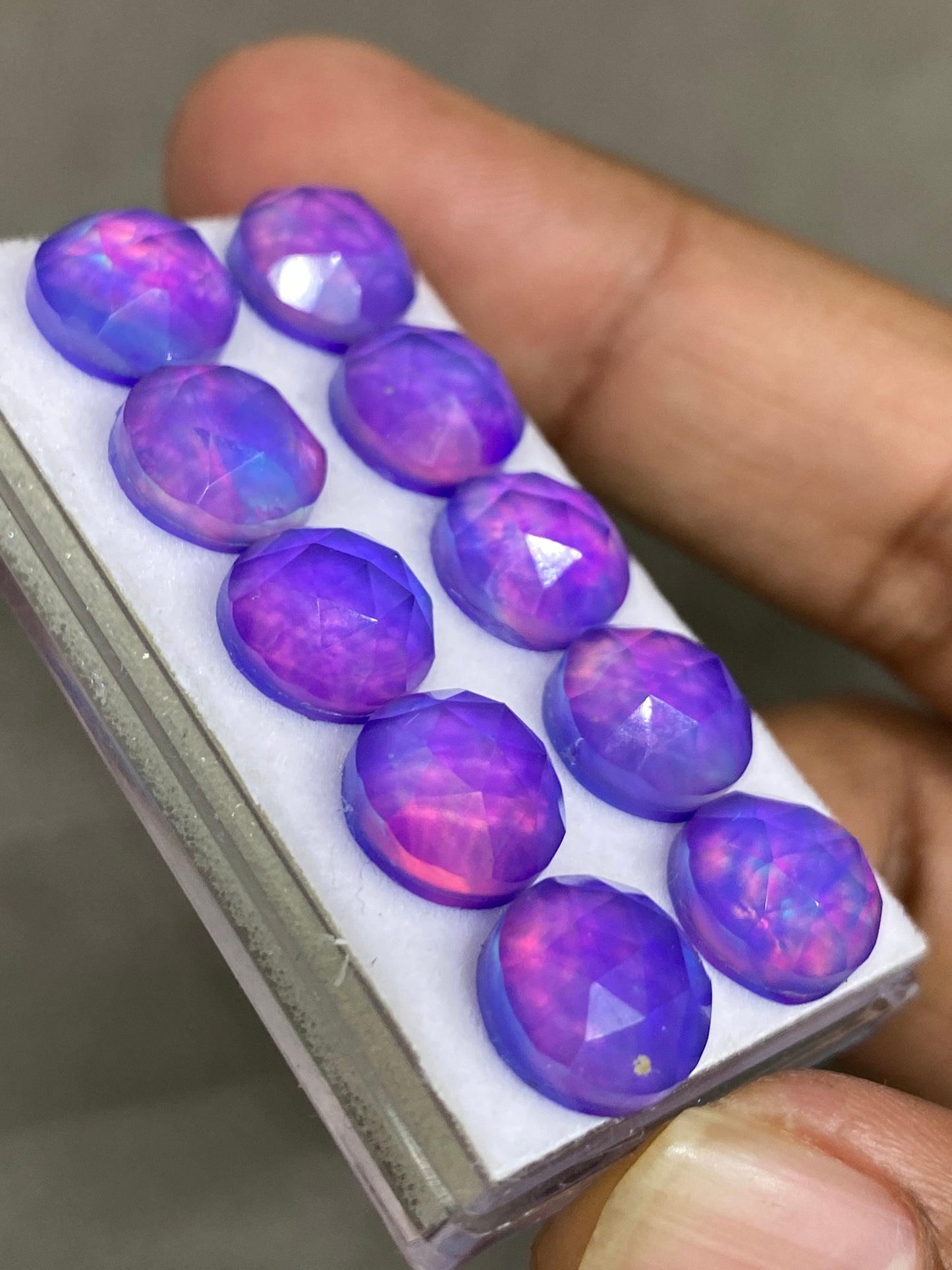 Gorgeous Purple aurora opal fire and crystal doublet rosecut round pcs 10 wt 36 carats  size 10mm ring pendant earring supply Aurora opal