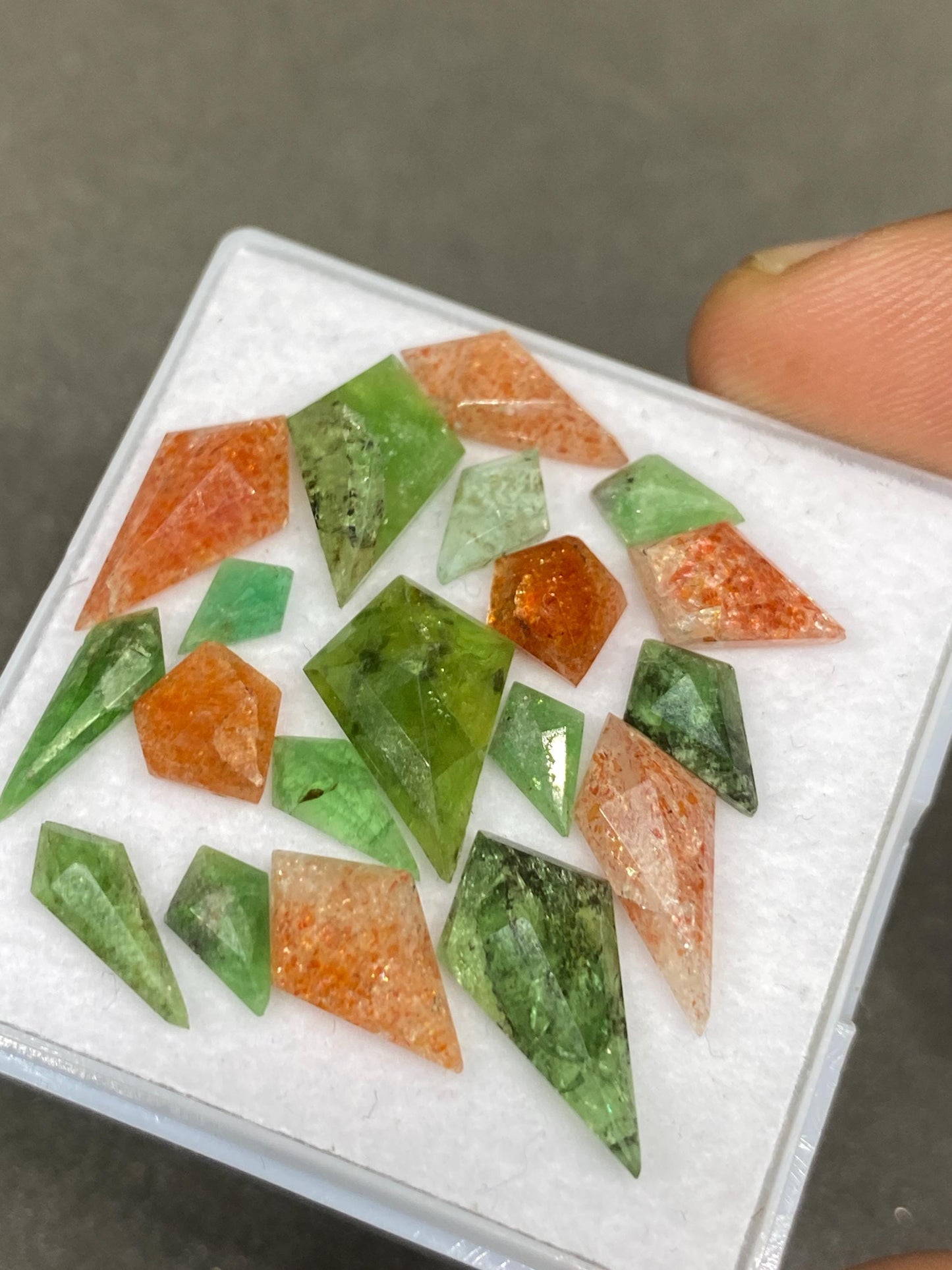 Stunning rare confetti sunstone geometric Vesuvianite stepcut flats wt 22 carats pcs 19 size 6x4-16x8mm Vesuvianite sunstone geometric gems