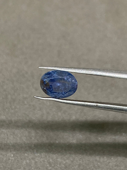 Rare blue sapphire oval aaa  natural unheated untreated weight 1.5 carats 7.7x5.7mm natural sapphire ring supply