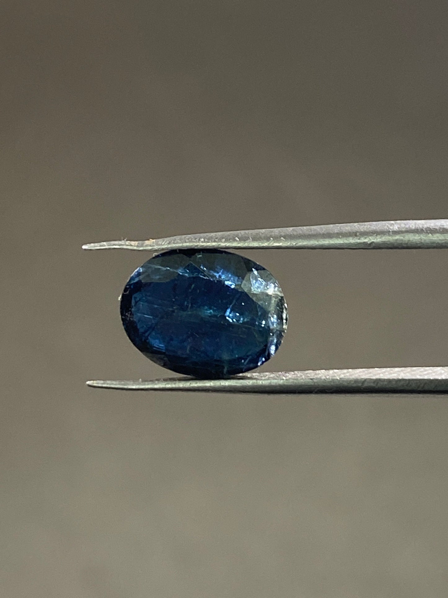 Very Rare blue sapphire oval aaa  natural unheated untreated weight 2.5 carats 10x8mm natural sapphire ring supply