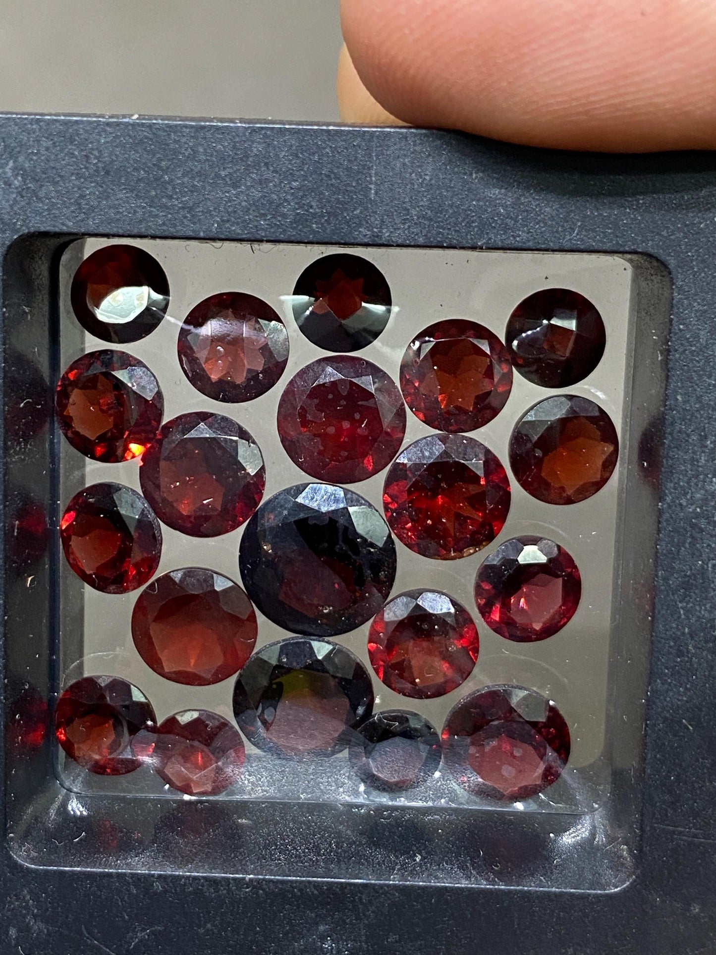 Rare Garnet cut round shapes pcs 20 size 5.5x6mm-8mm wt 33.90 cts Garnet cut stone good quality January birth stone